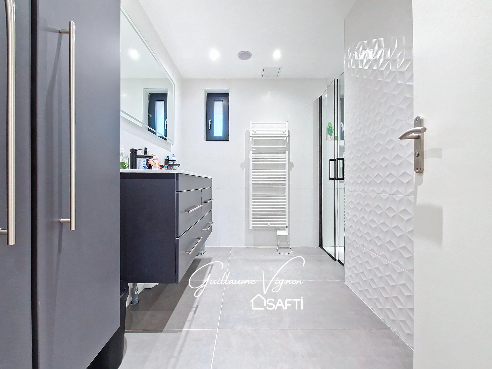 Photo 13 de l'annonce.