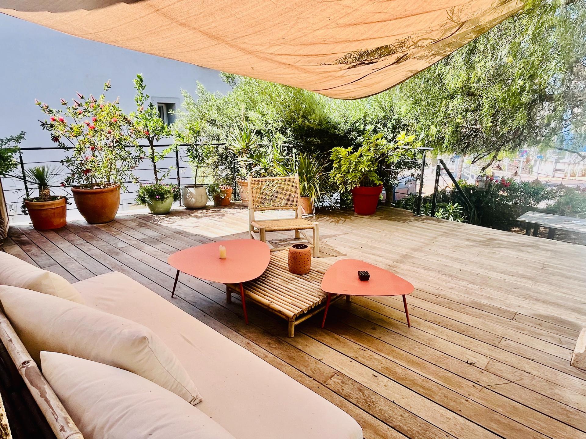 Photo 19 of the listing.