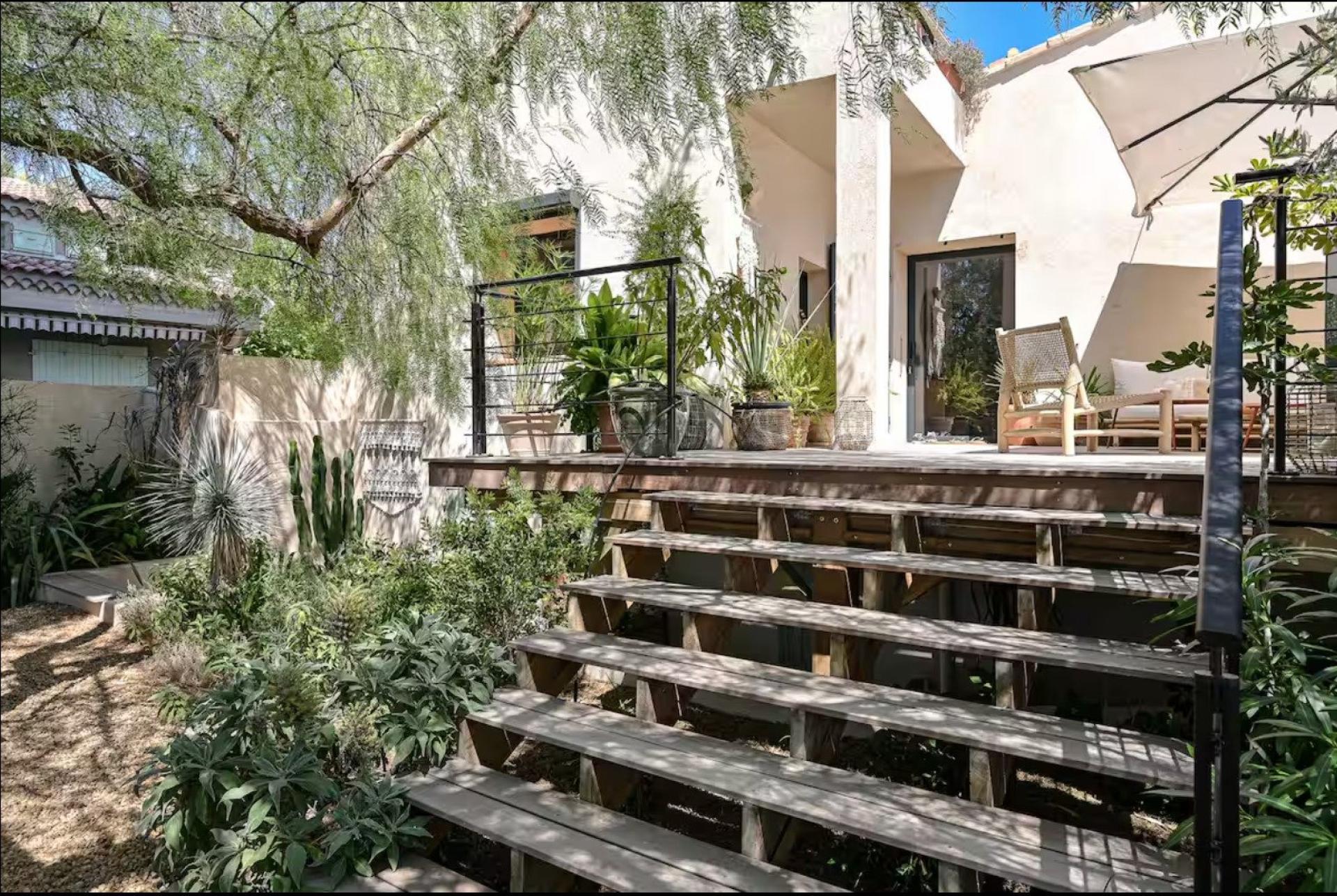 Photo 3 of the listing.