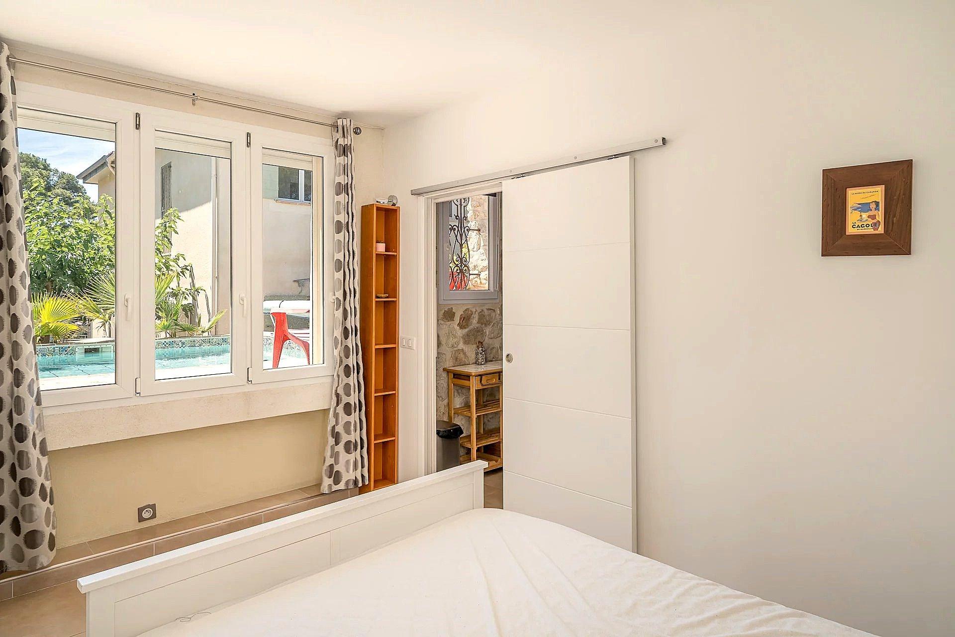 Photo 12 of the listing.