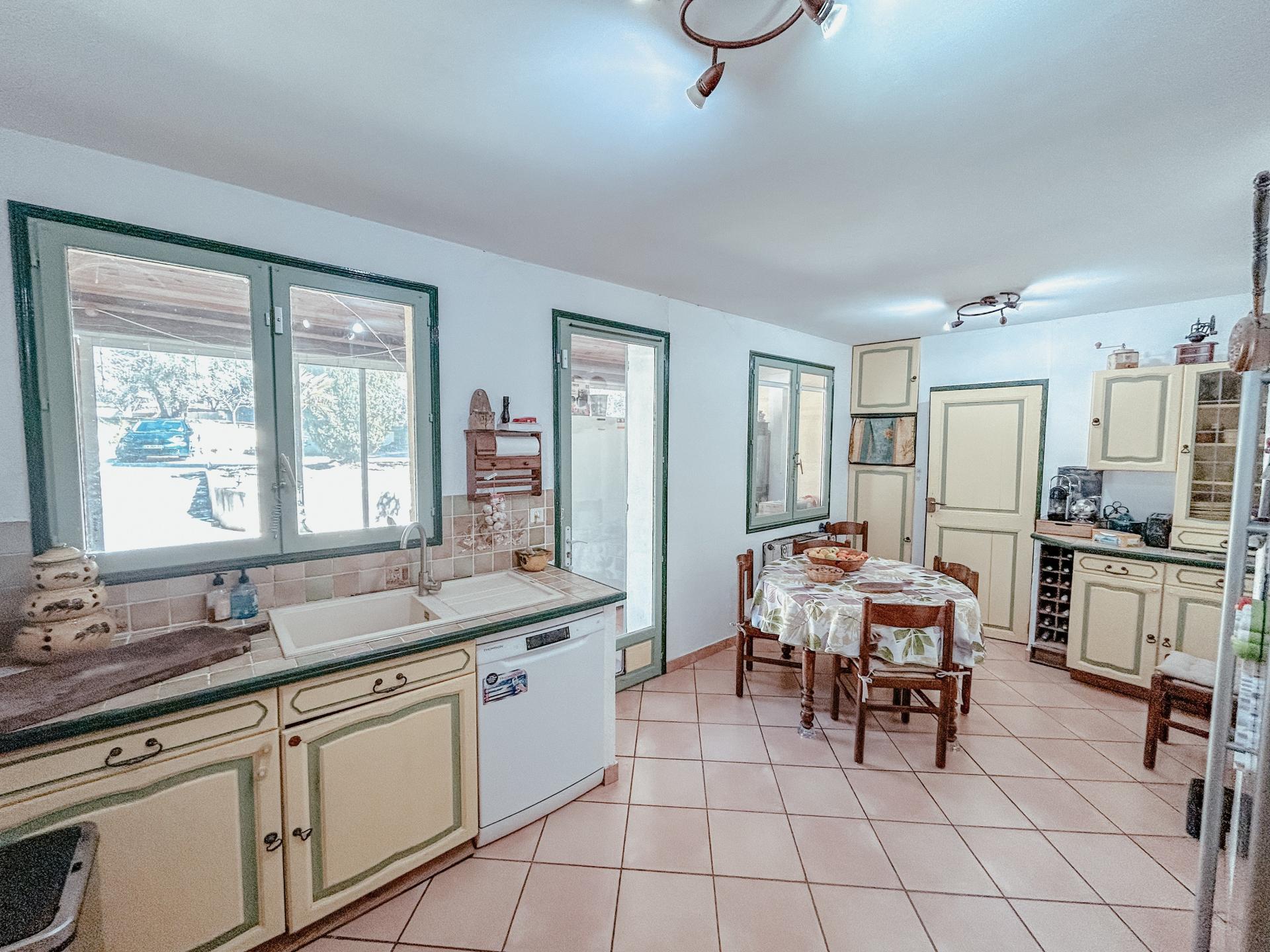 Photo 6 of the listing.