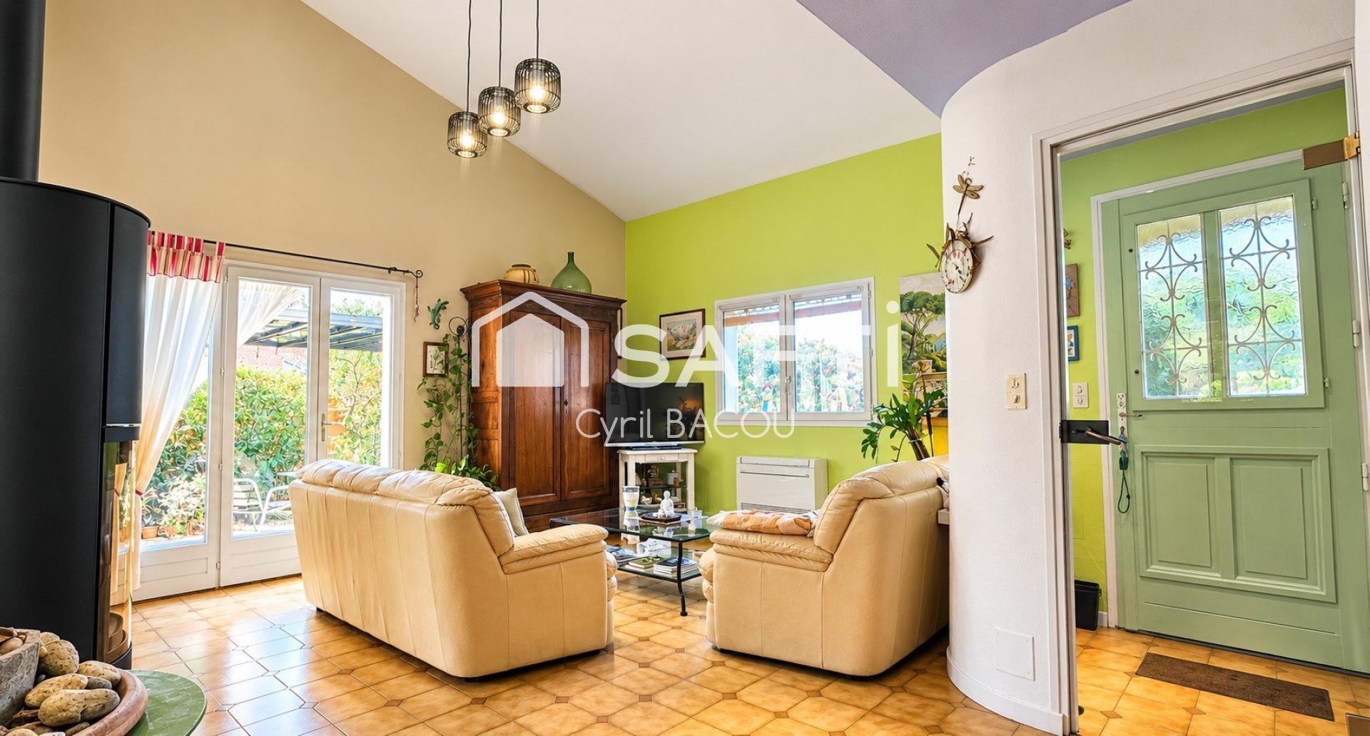 Photo SAFTI — Maison 5 pièces, 135 m² à Saint Esteve 2