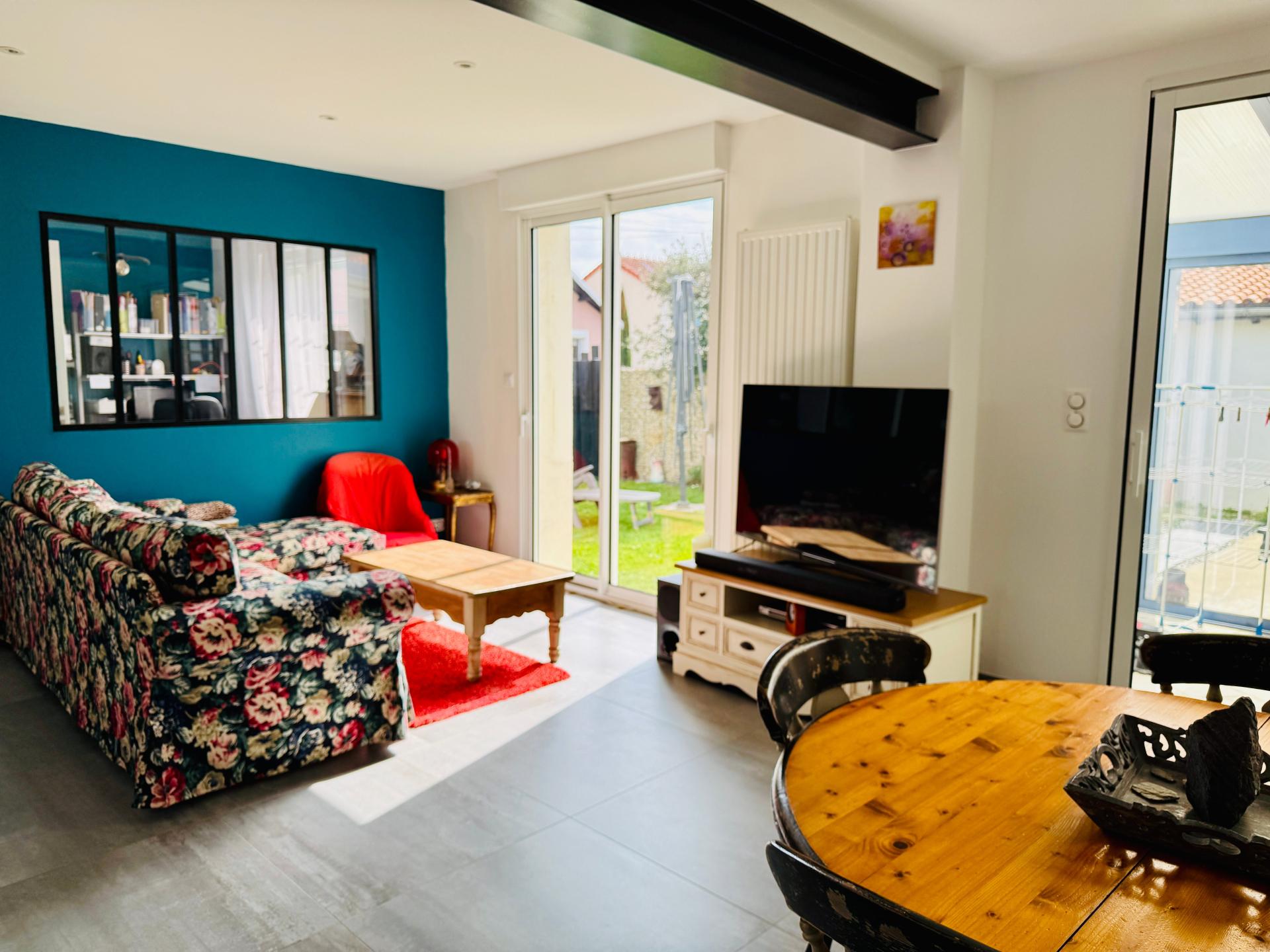 Photo 3 of the listing.