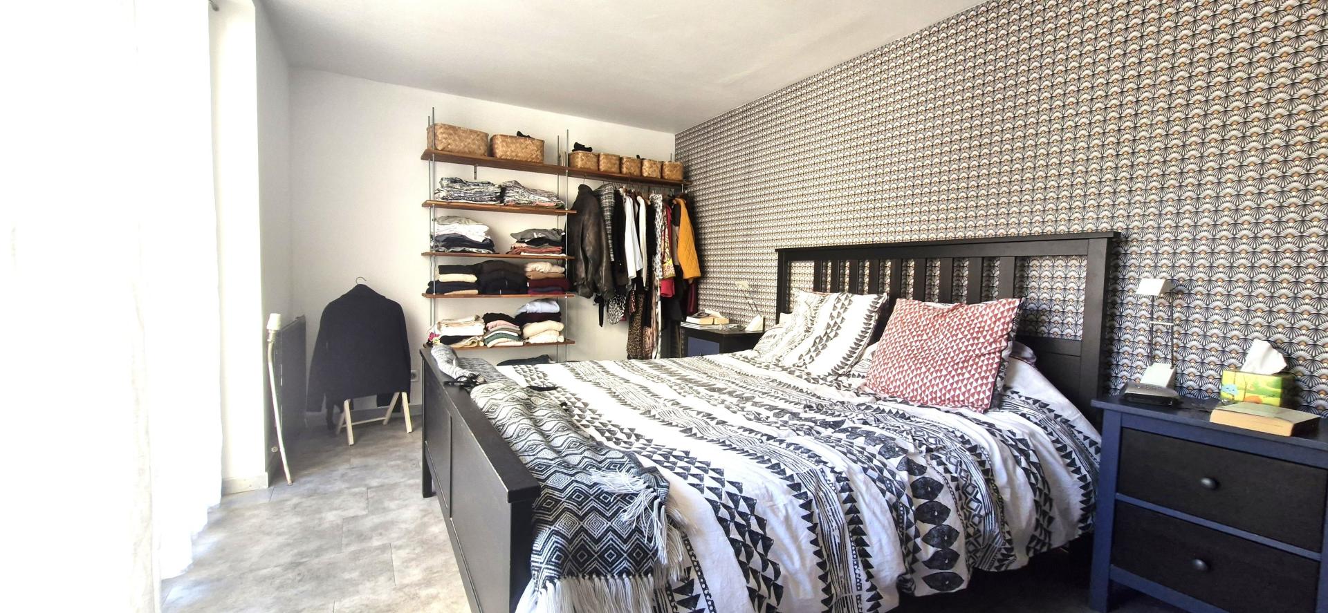 Photo 10 of the listing.