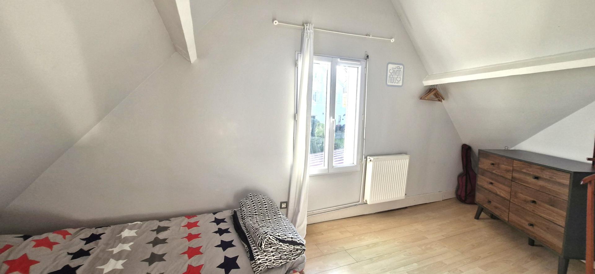 Photo 19 of the listing.