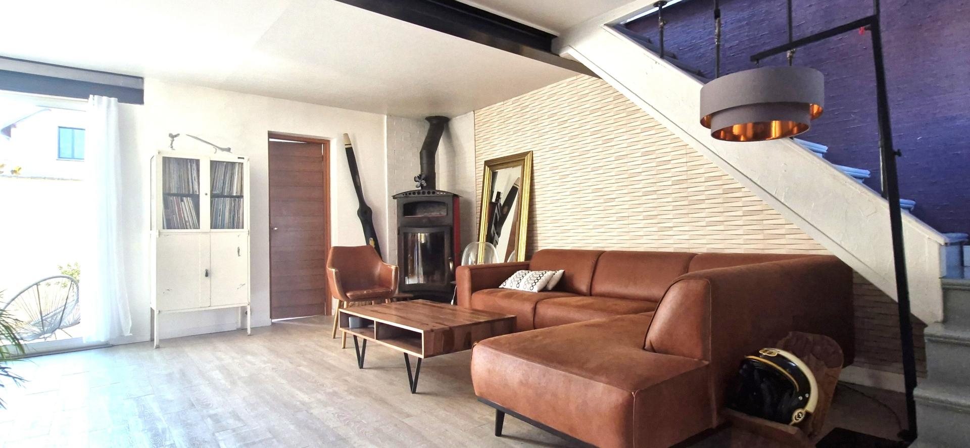 Photo 15 of the listing.