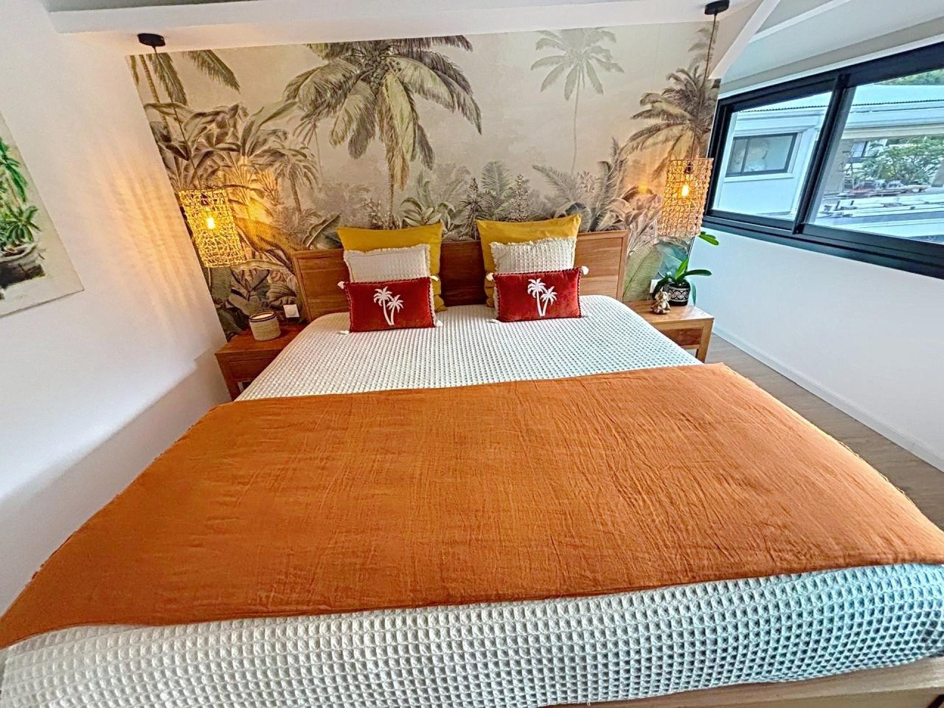 Photo 4 of the listing.