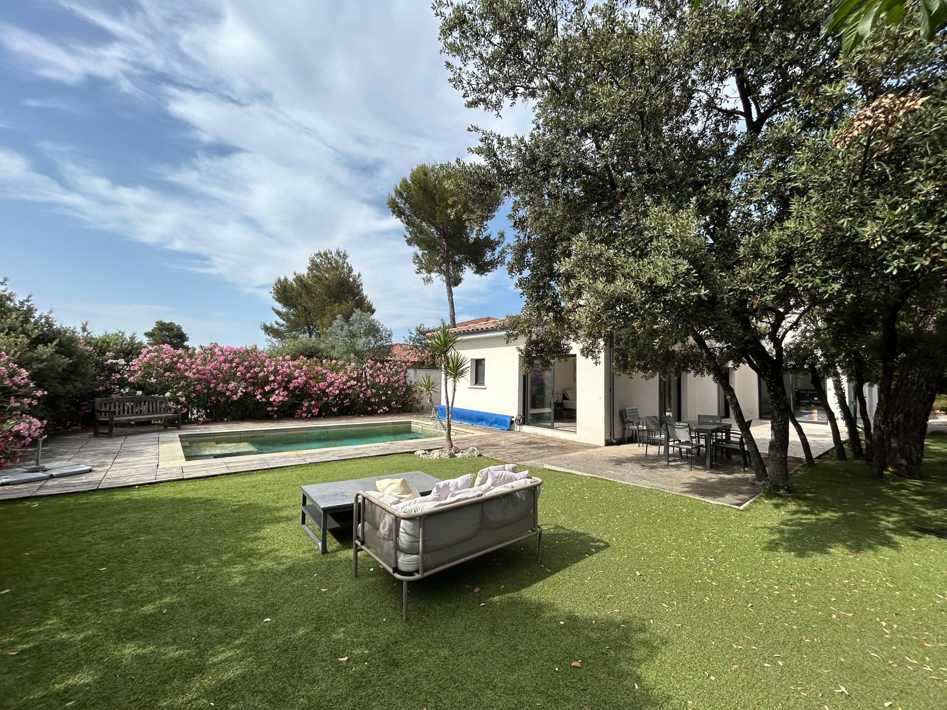 Photo 15 de l'annonce.