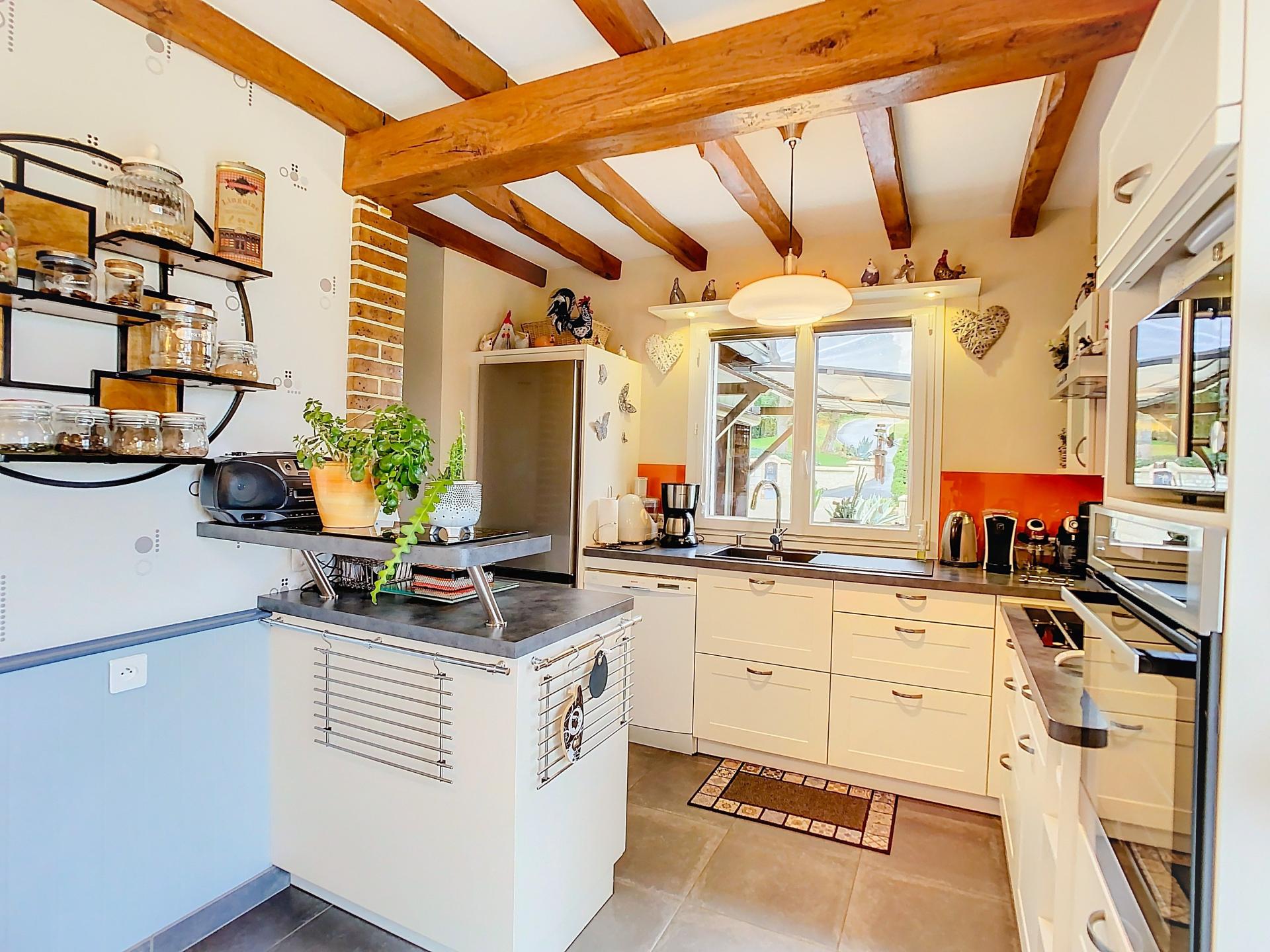 Photo 12 of the listing.