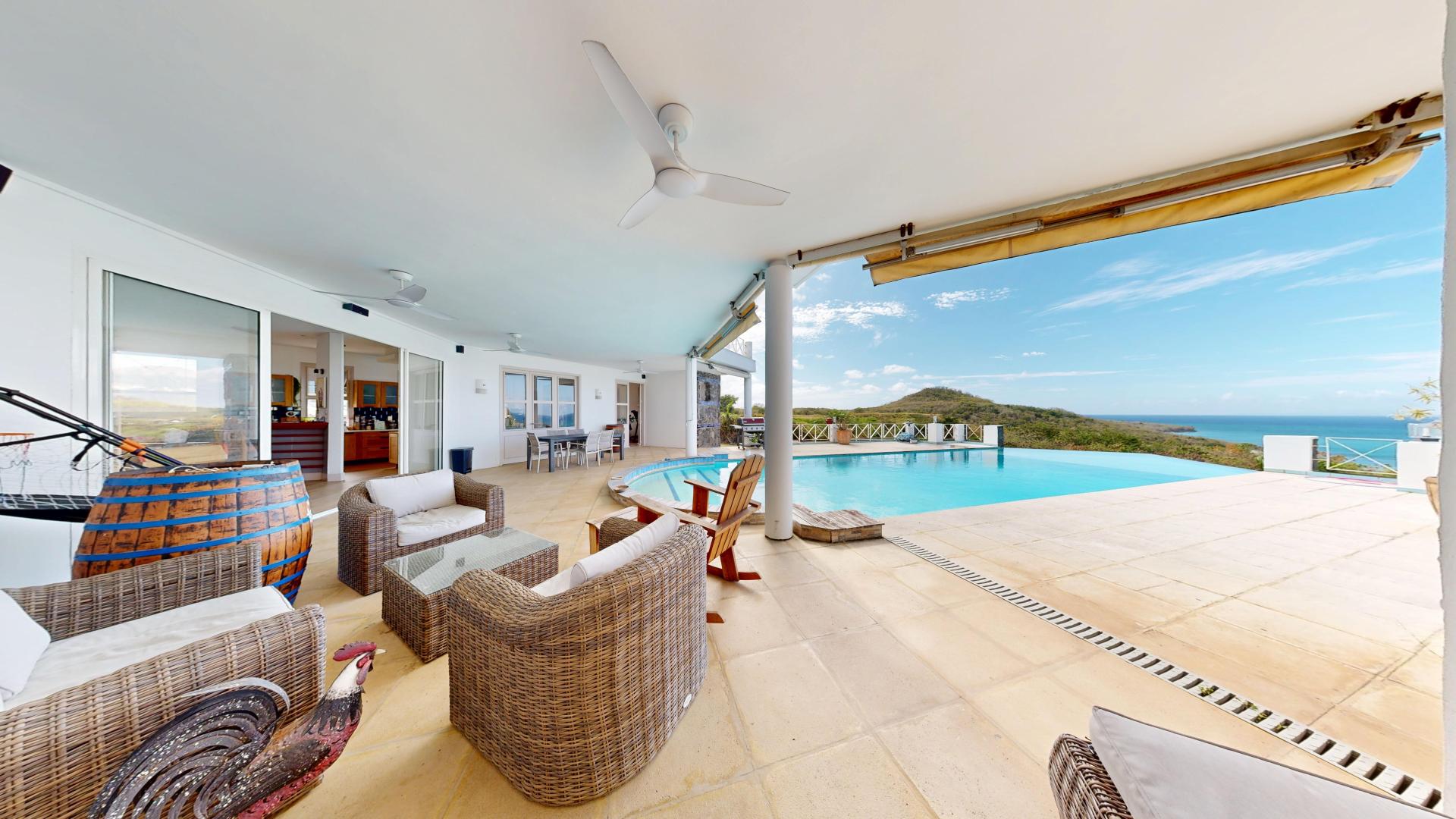 Photo 7 of the listing.