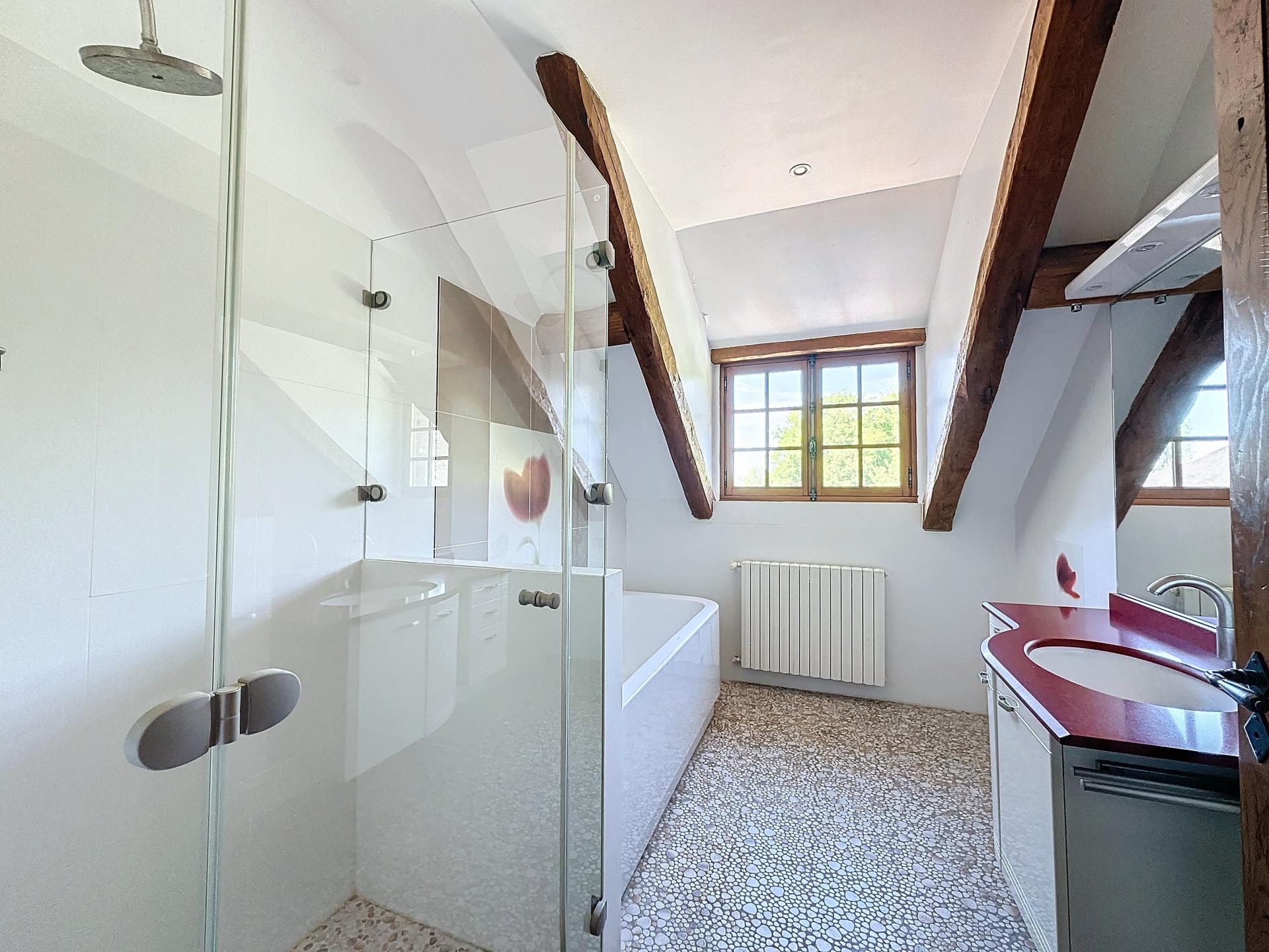 Photo 15 de l'annonce.