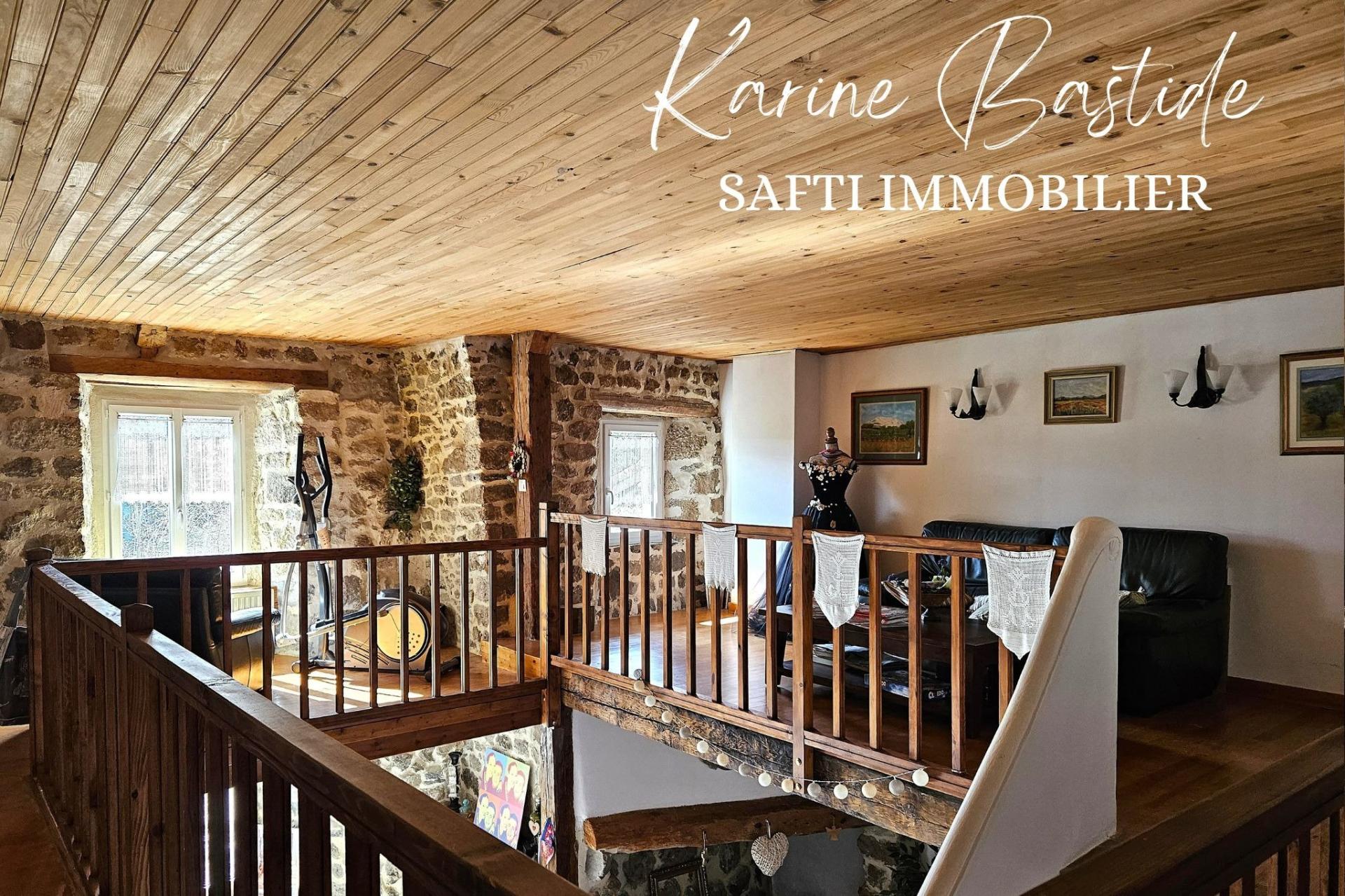 Photo 11 of the listing.