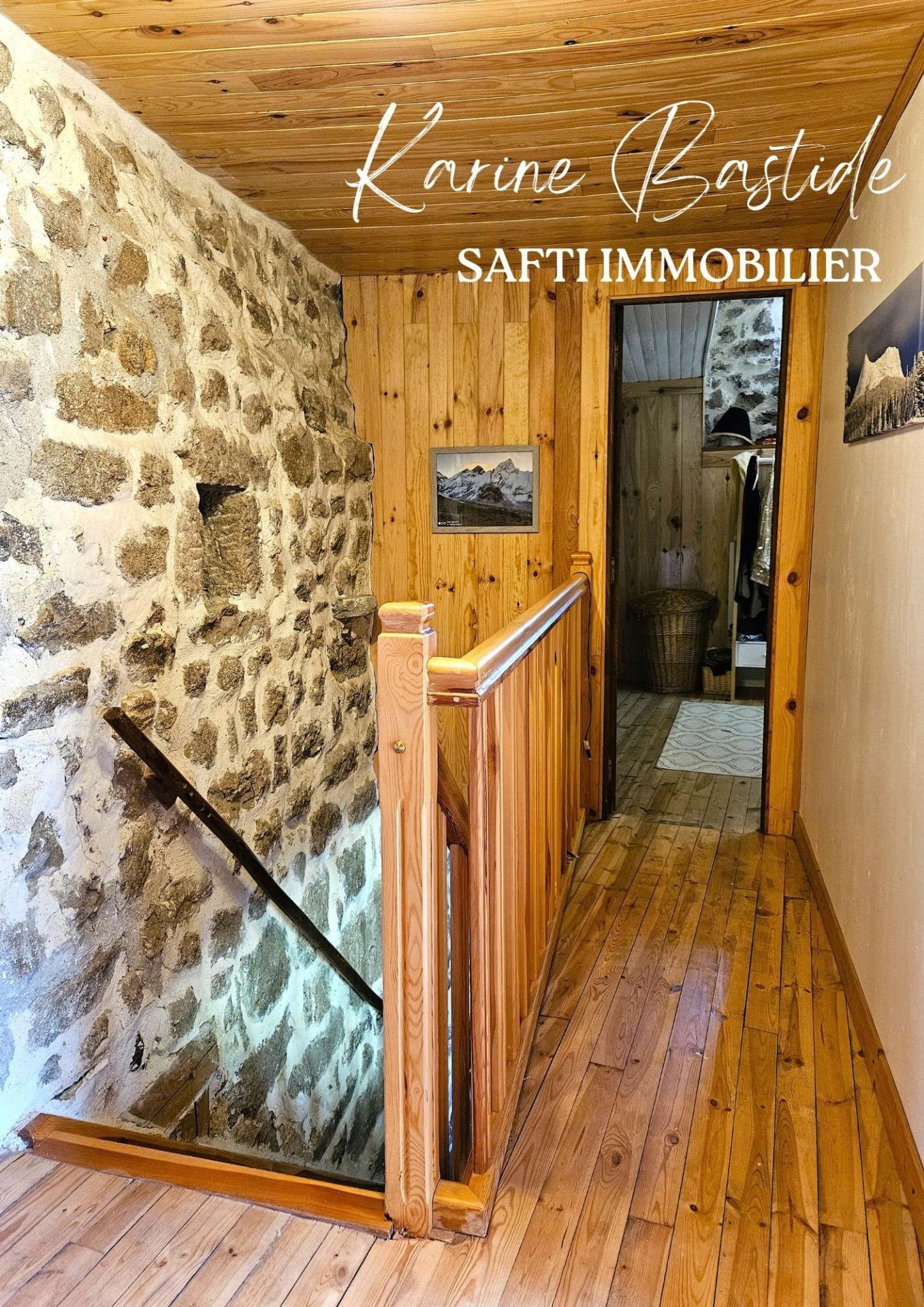 Photo 16 of the listing.