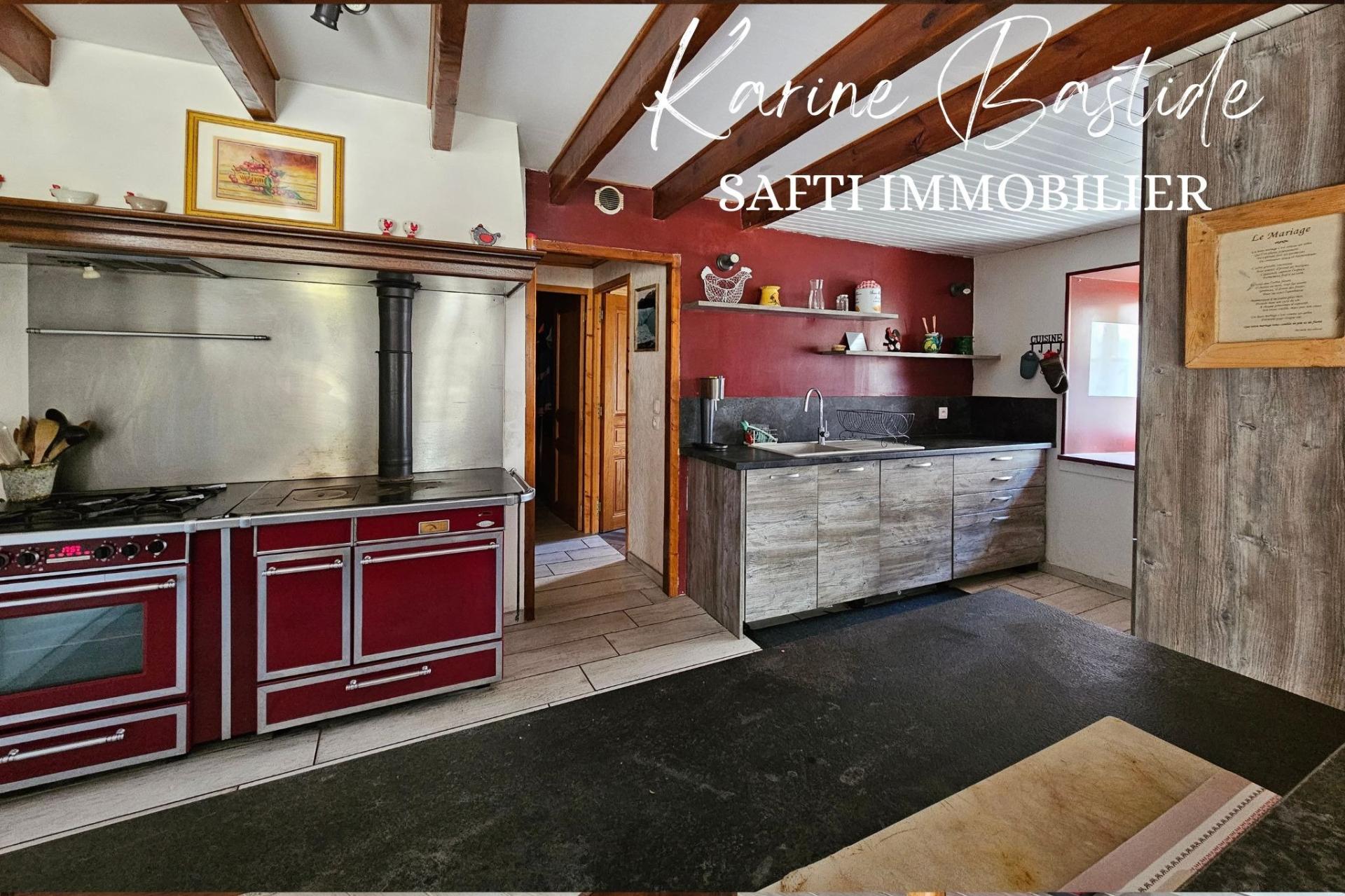 Photo 9 of the listing.