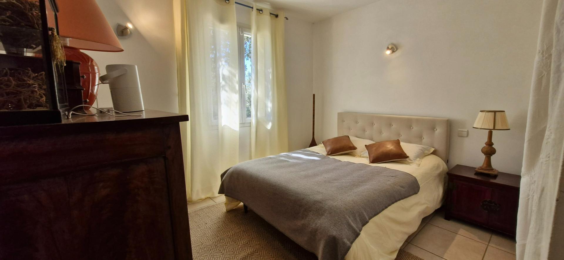 Photo 17 of the listing.