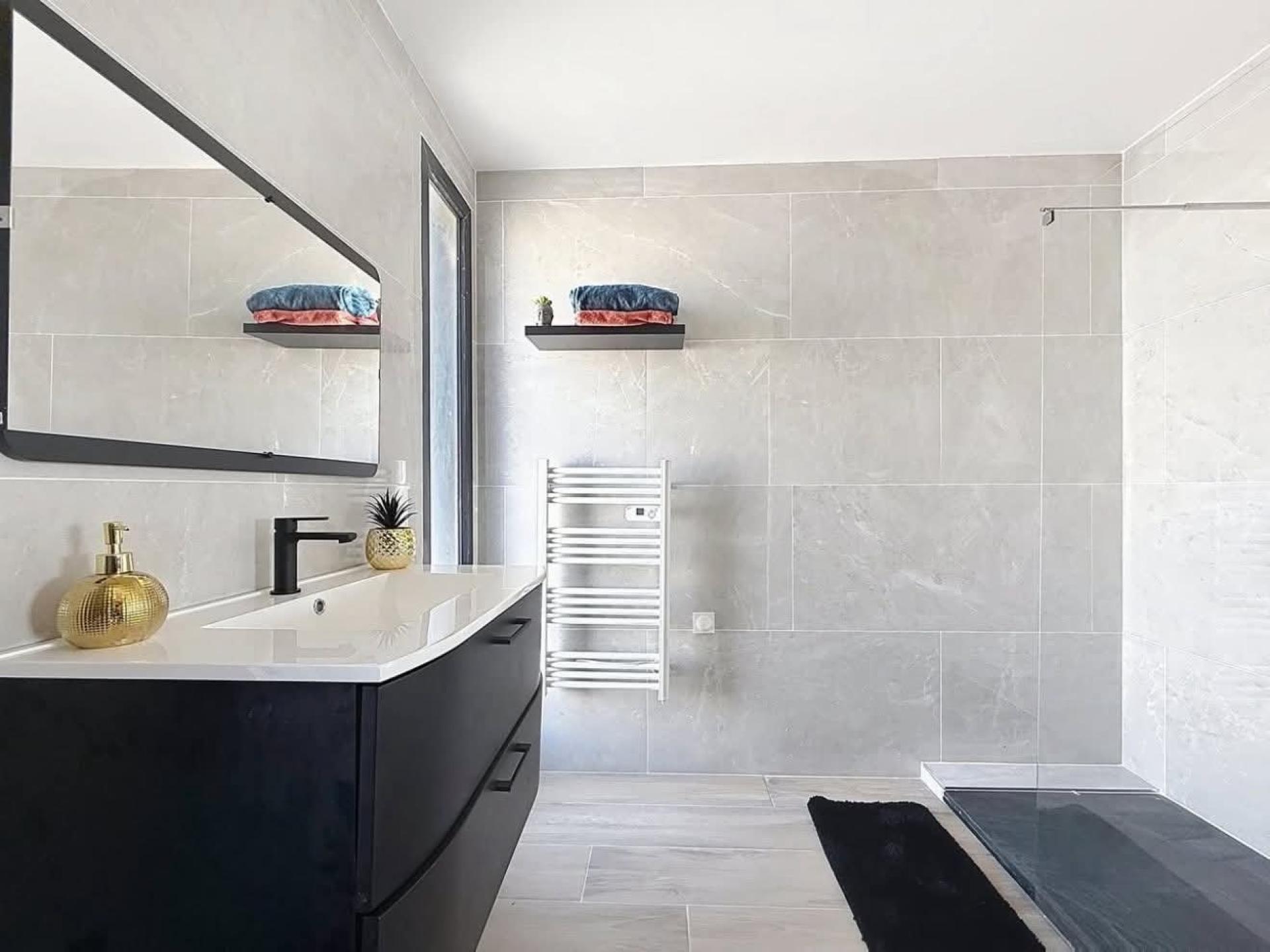 Photo 17 de l'annonce.