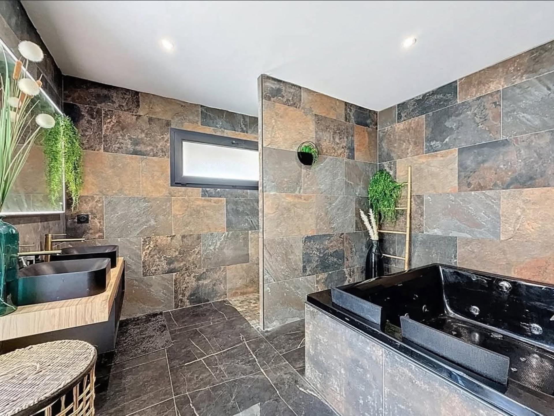 Photo 16 de l'annonce.