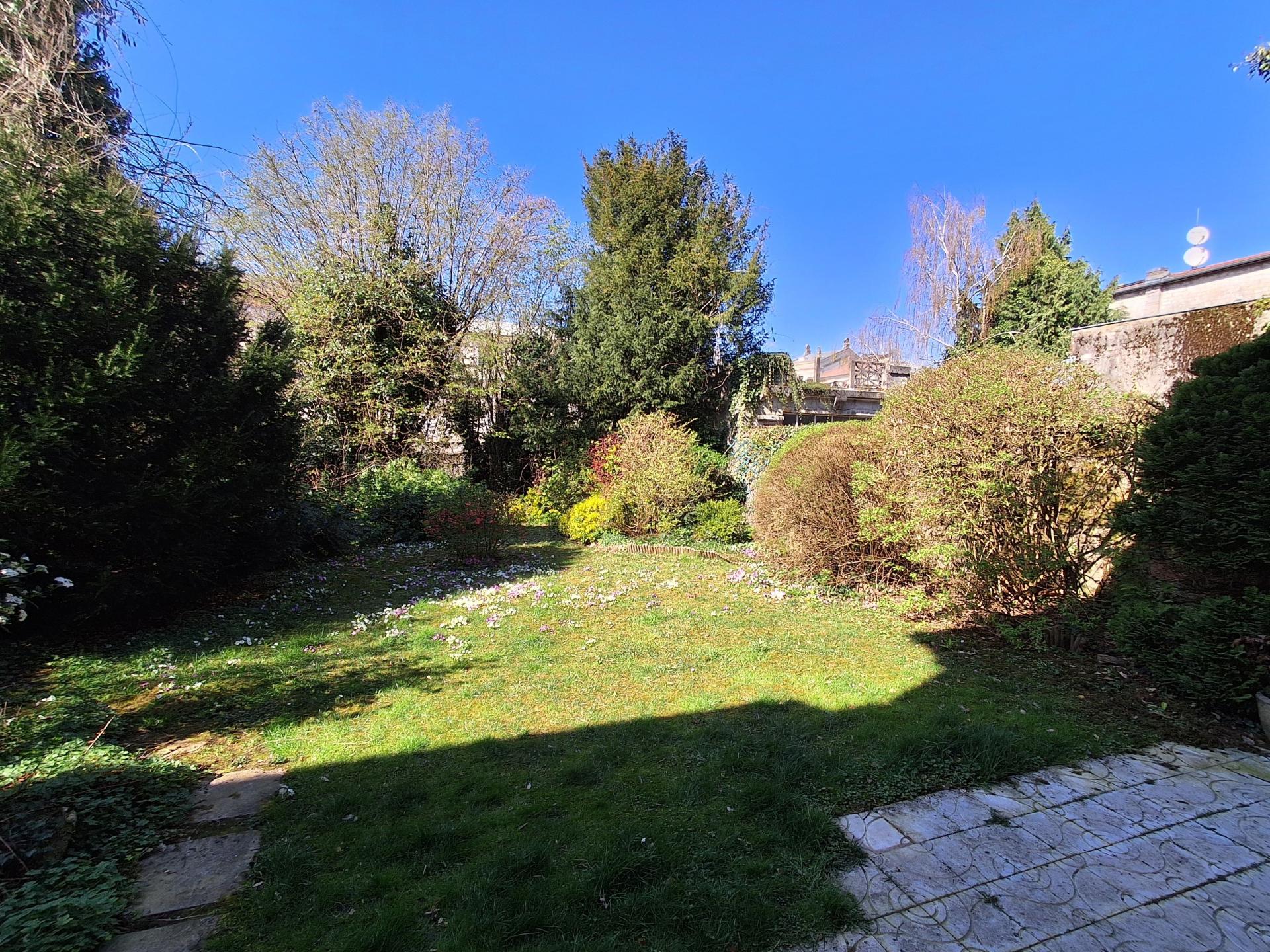 Photo 12 of the listing.