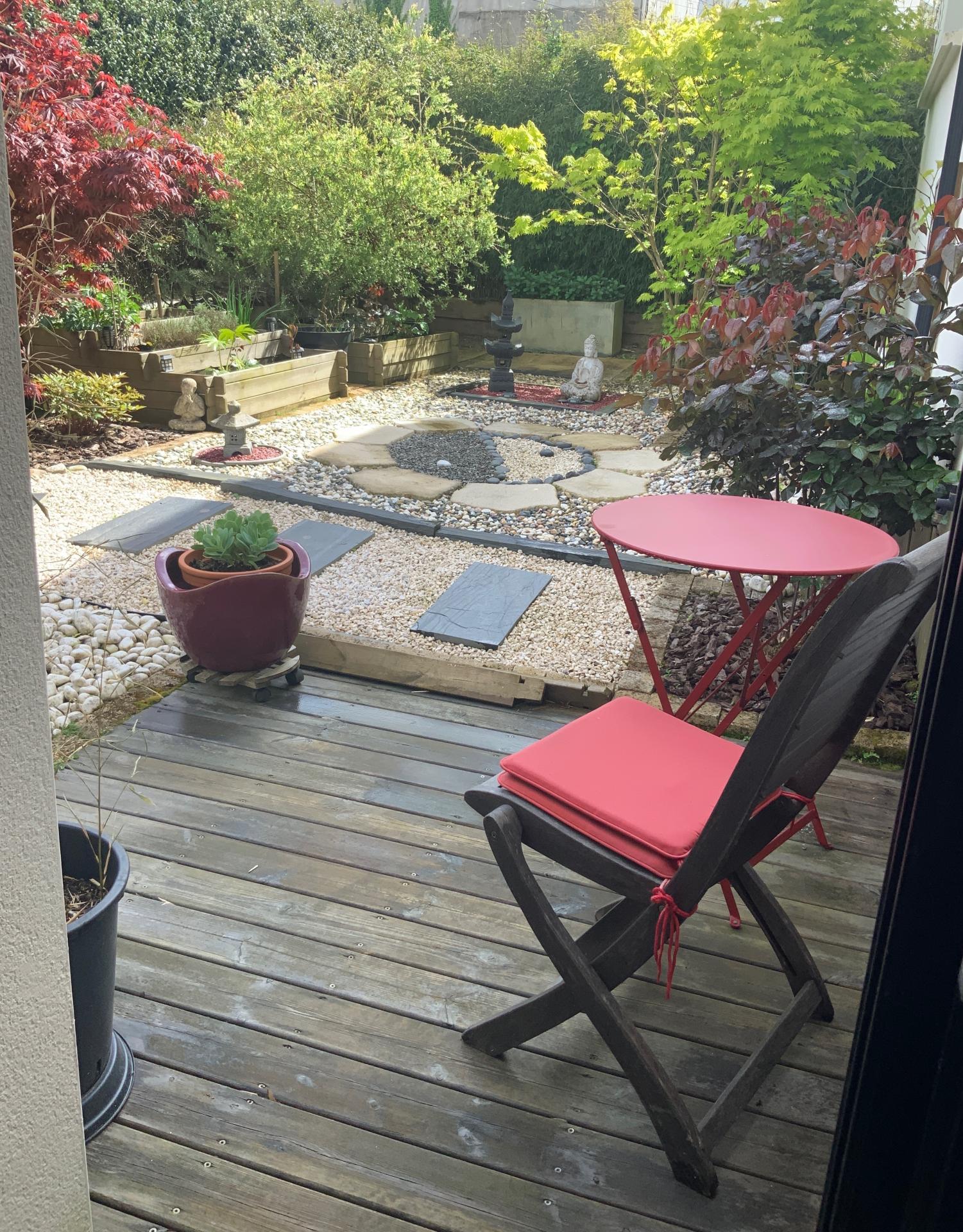 Photo 3 of the listing.