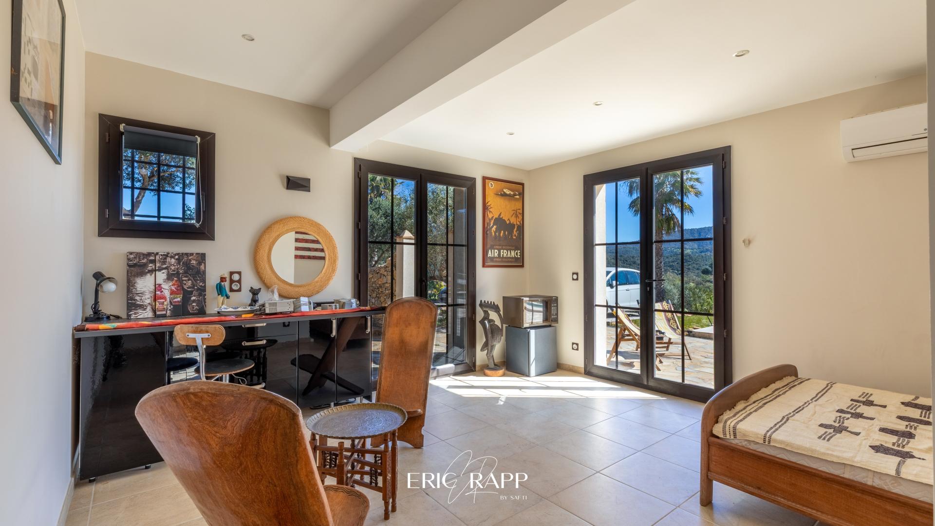 Photo 10 de l'annonce.