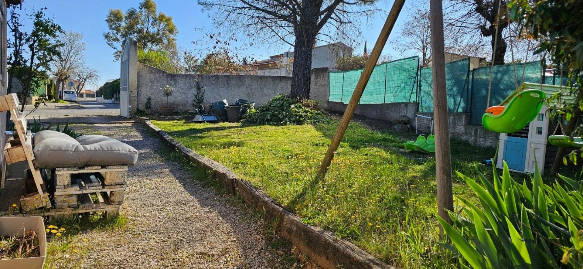 Photo 4 of the listing.