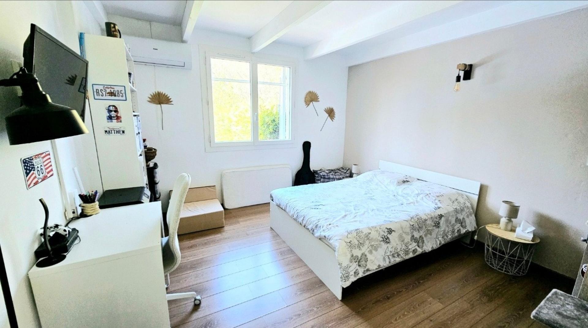 Photo 15 of the listing.