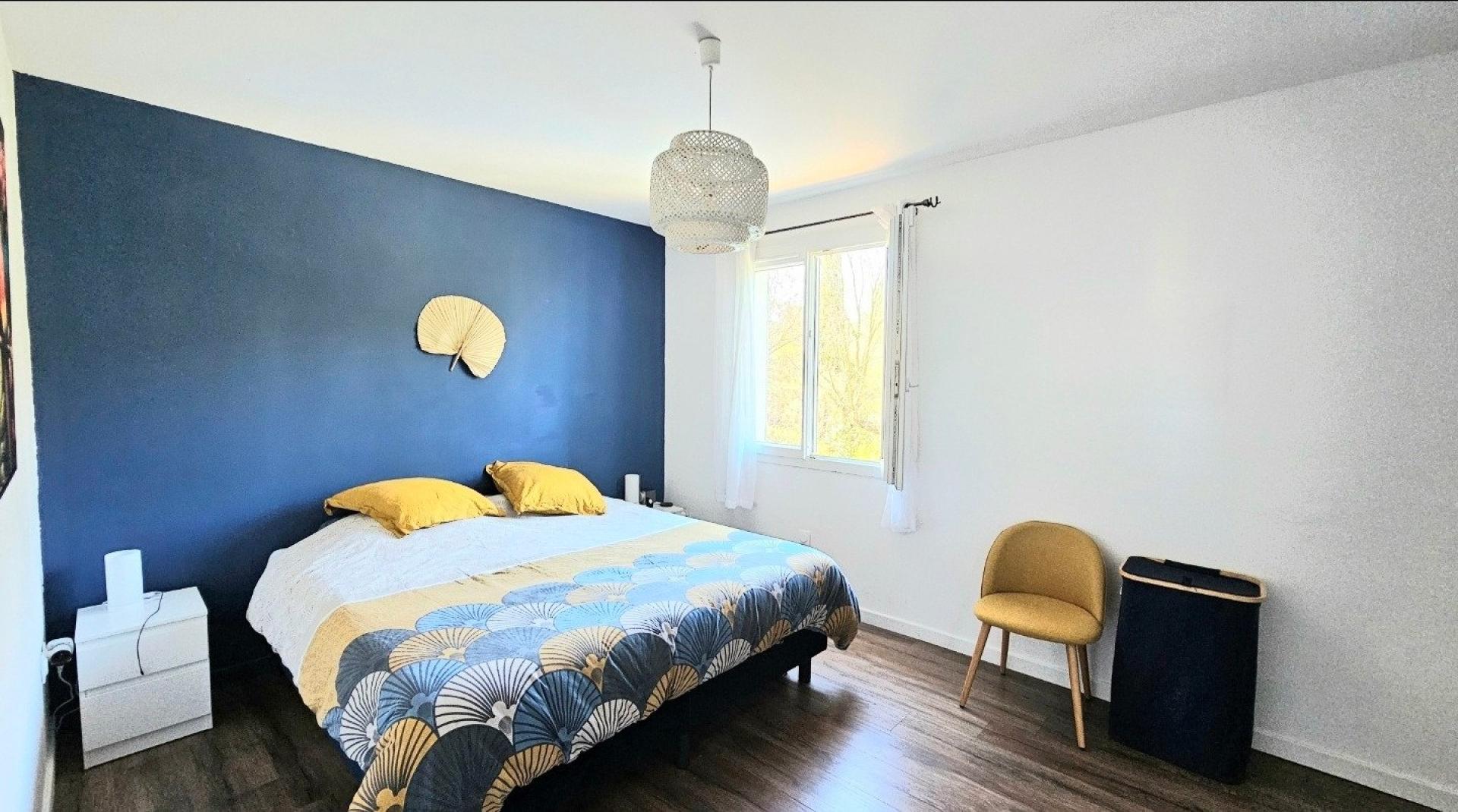 Photo 17 of the listing.