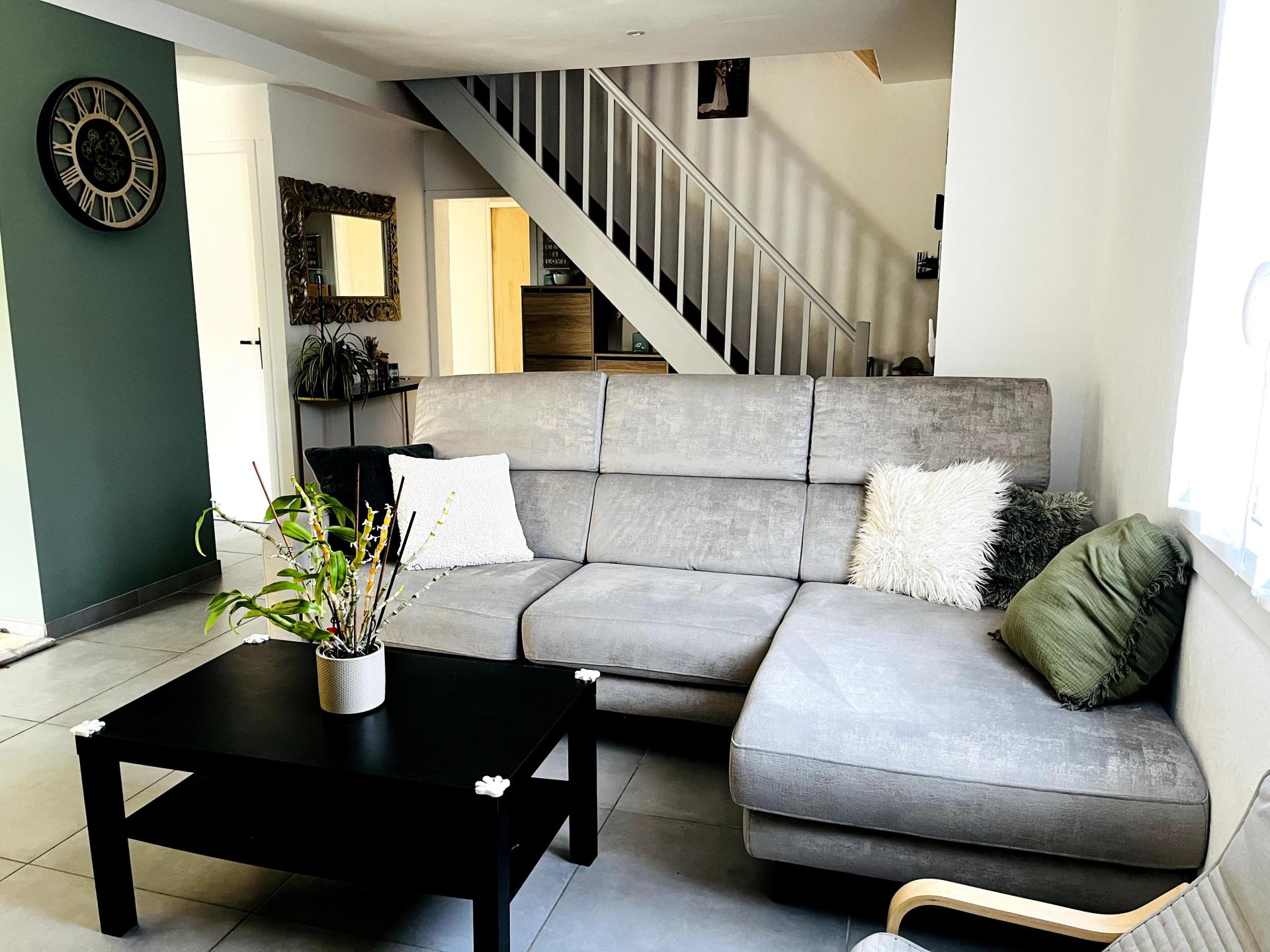 Photo 13 of the listing.