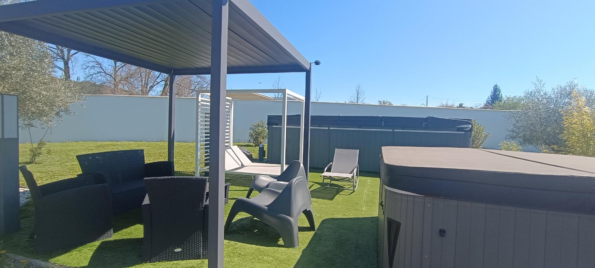 Photo 16 of the listing.