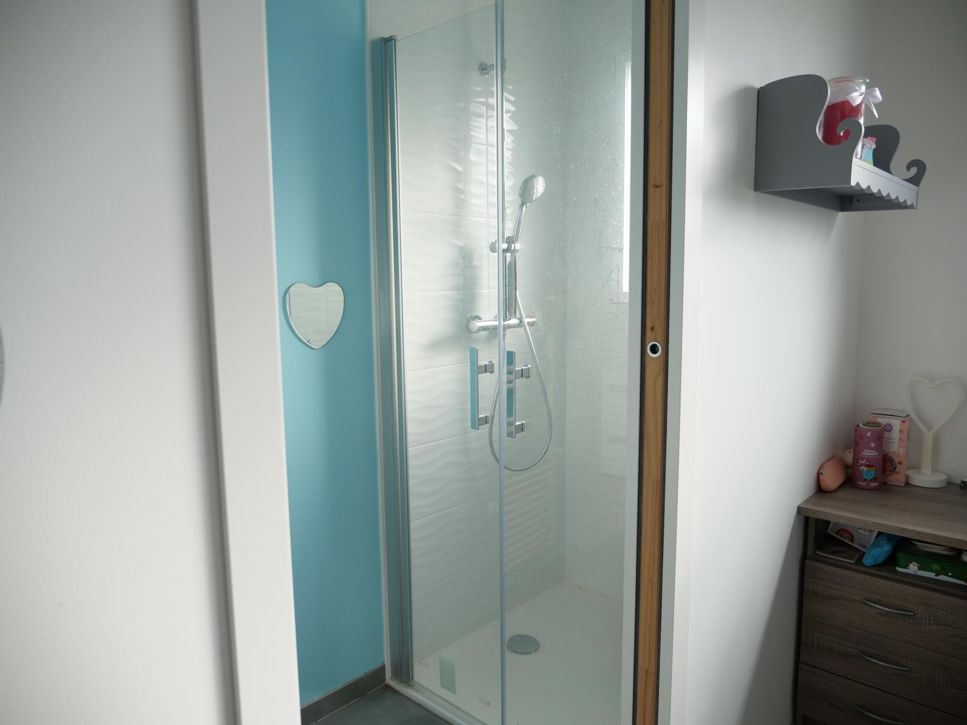 Photo 11 of the listing.