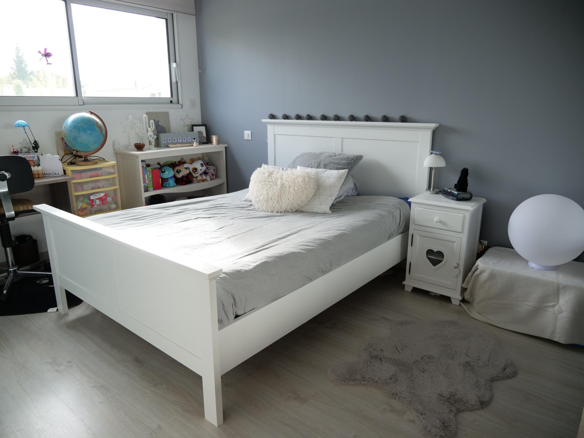 Photo 9 of the listing.