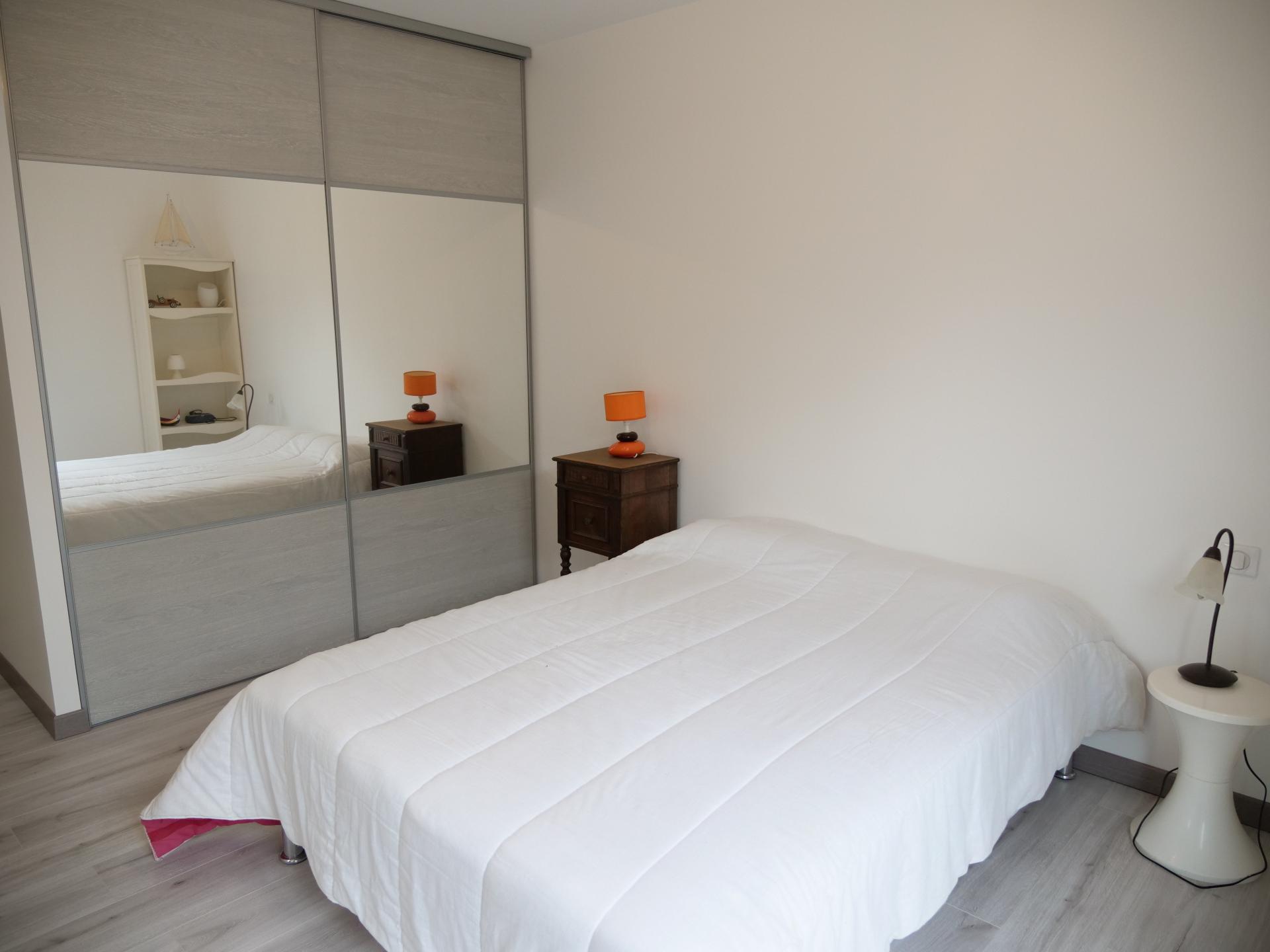 Photo 10 of the listing.