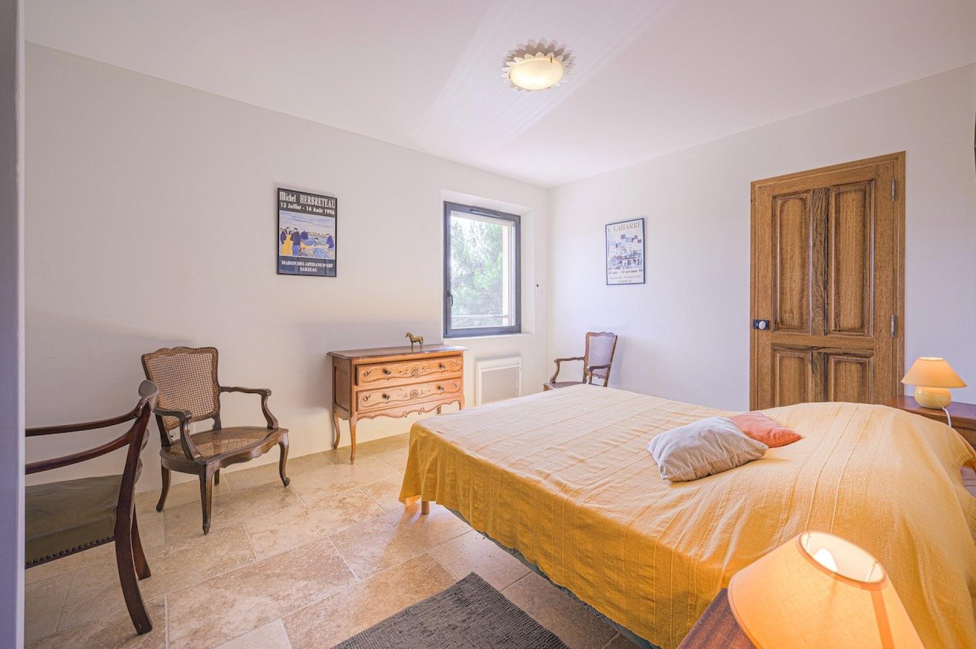 Photo 8 of the listing.