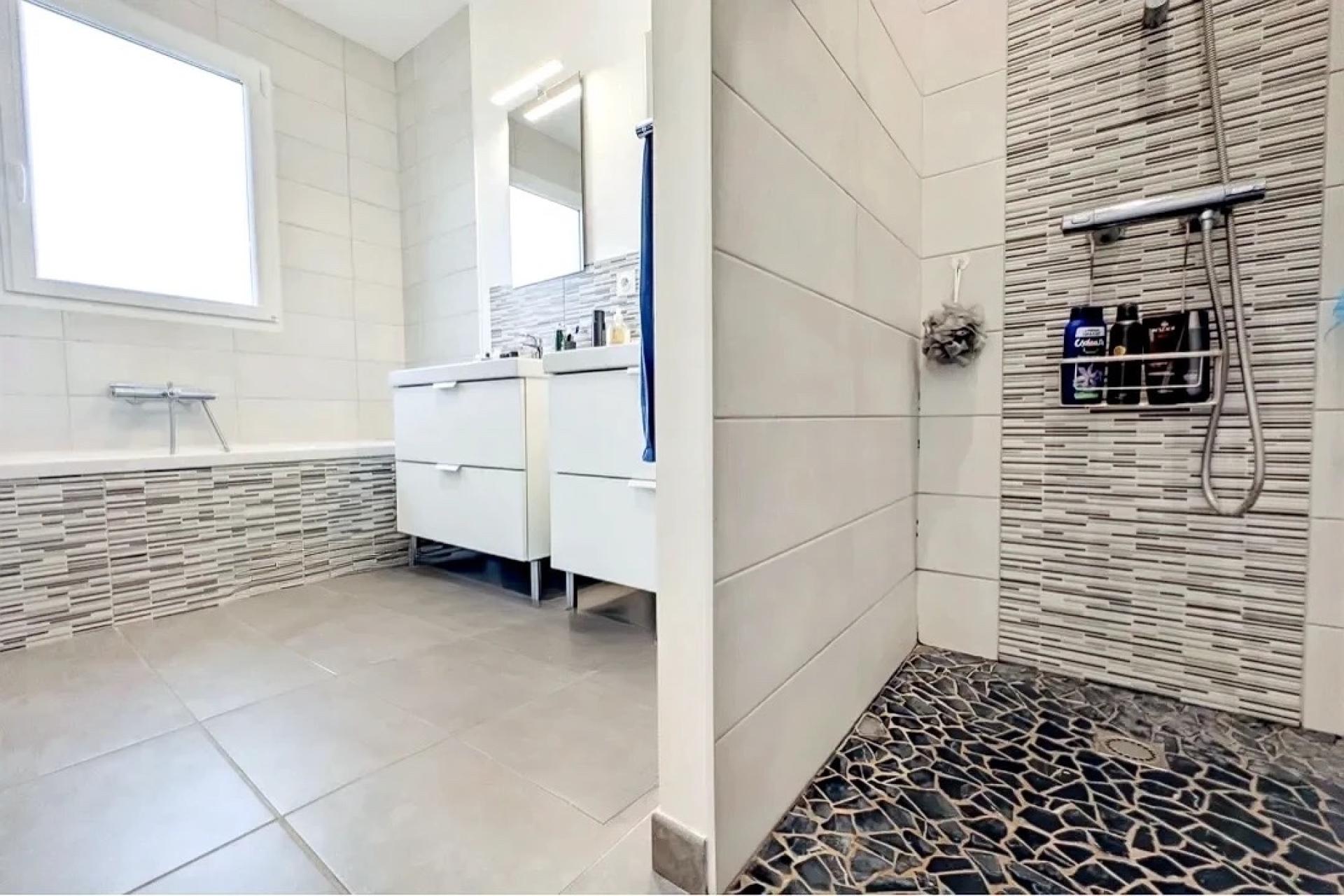 Photo 18 de l'annonce.