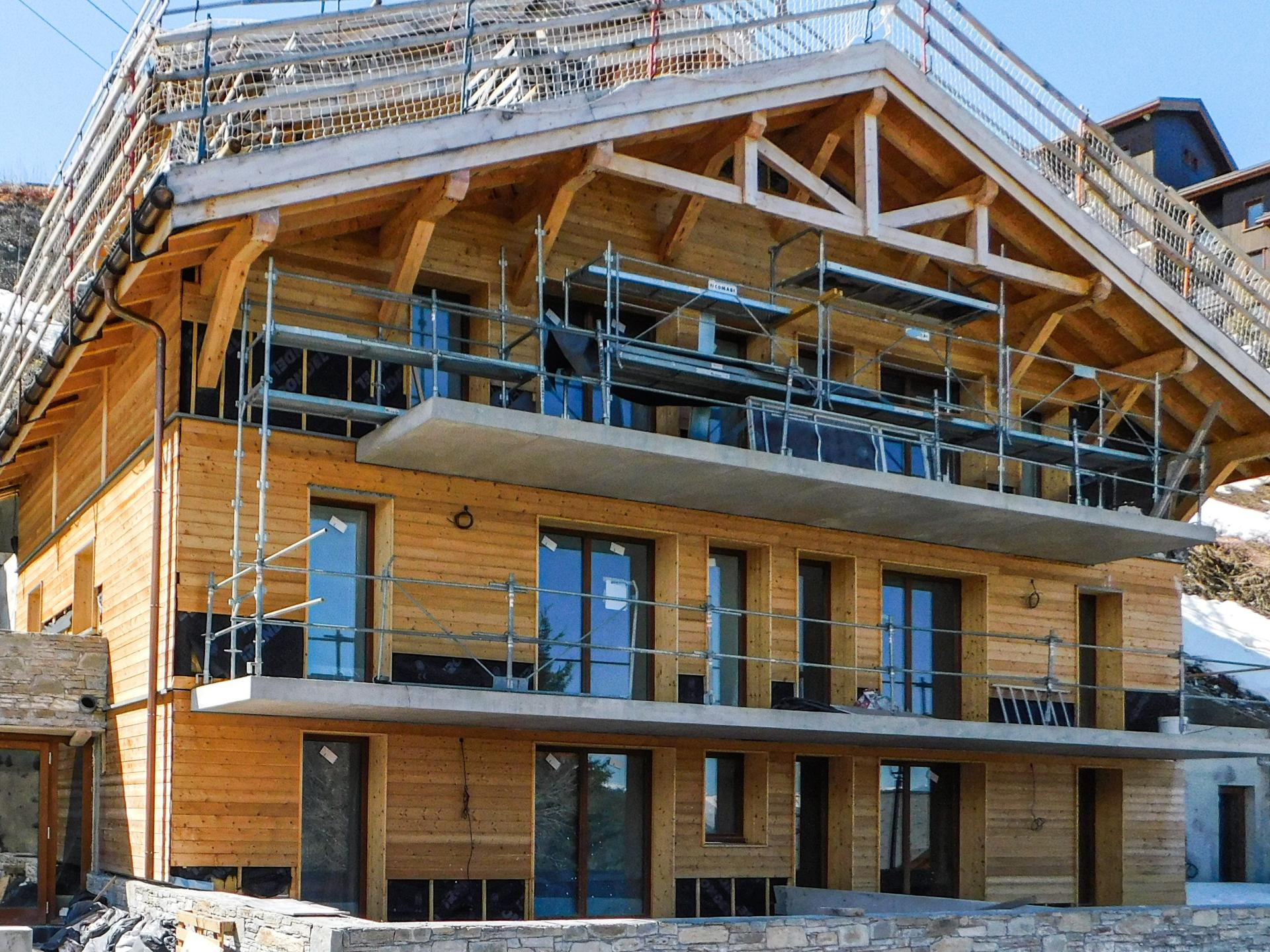 Photo 3 of the listing.