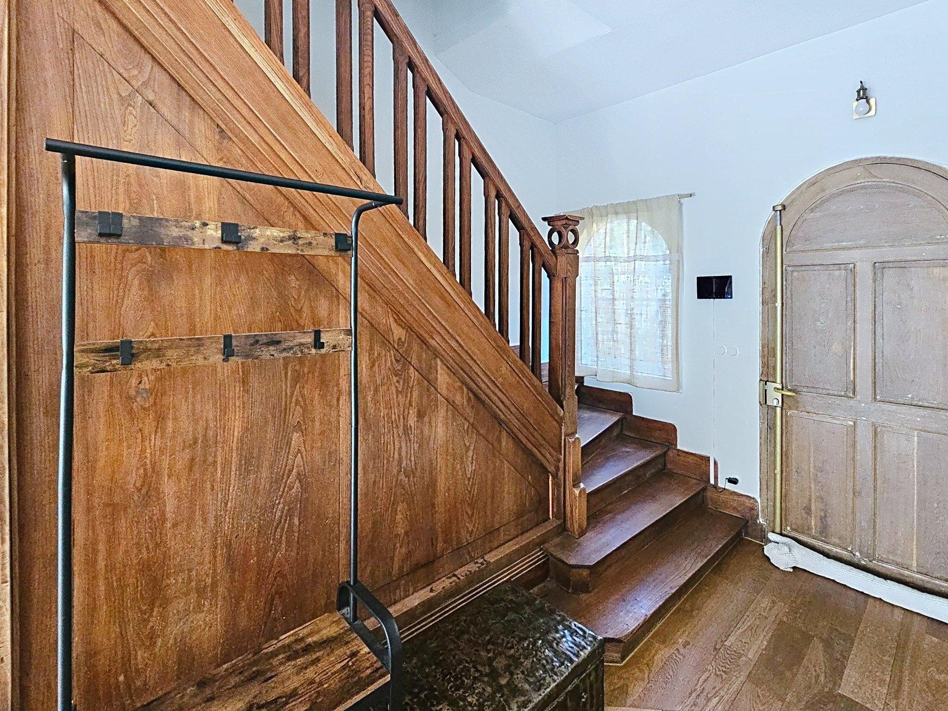 Photo 9 of the listing.