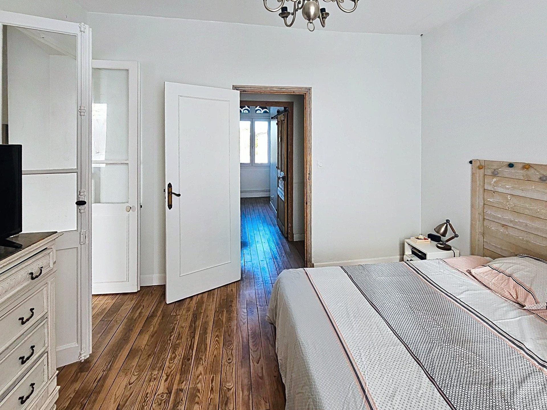 Photo 21 of the listing.