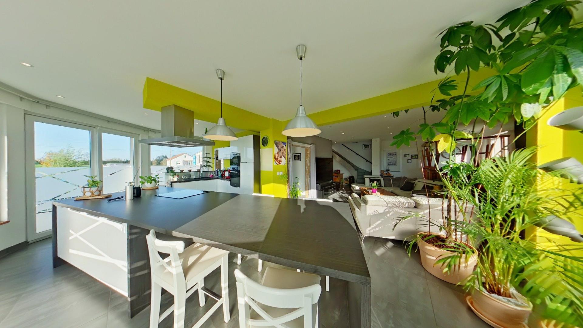 Photo 16 of the listing.