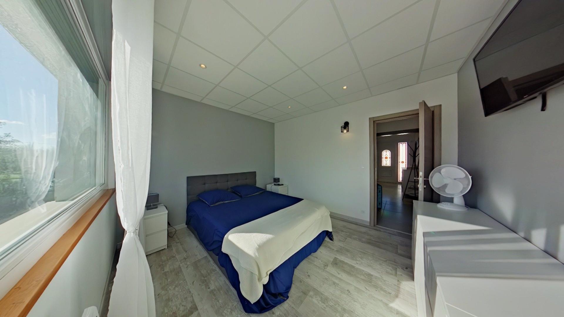 Photo 12 of the listing.