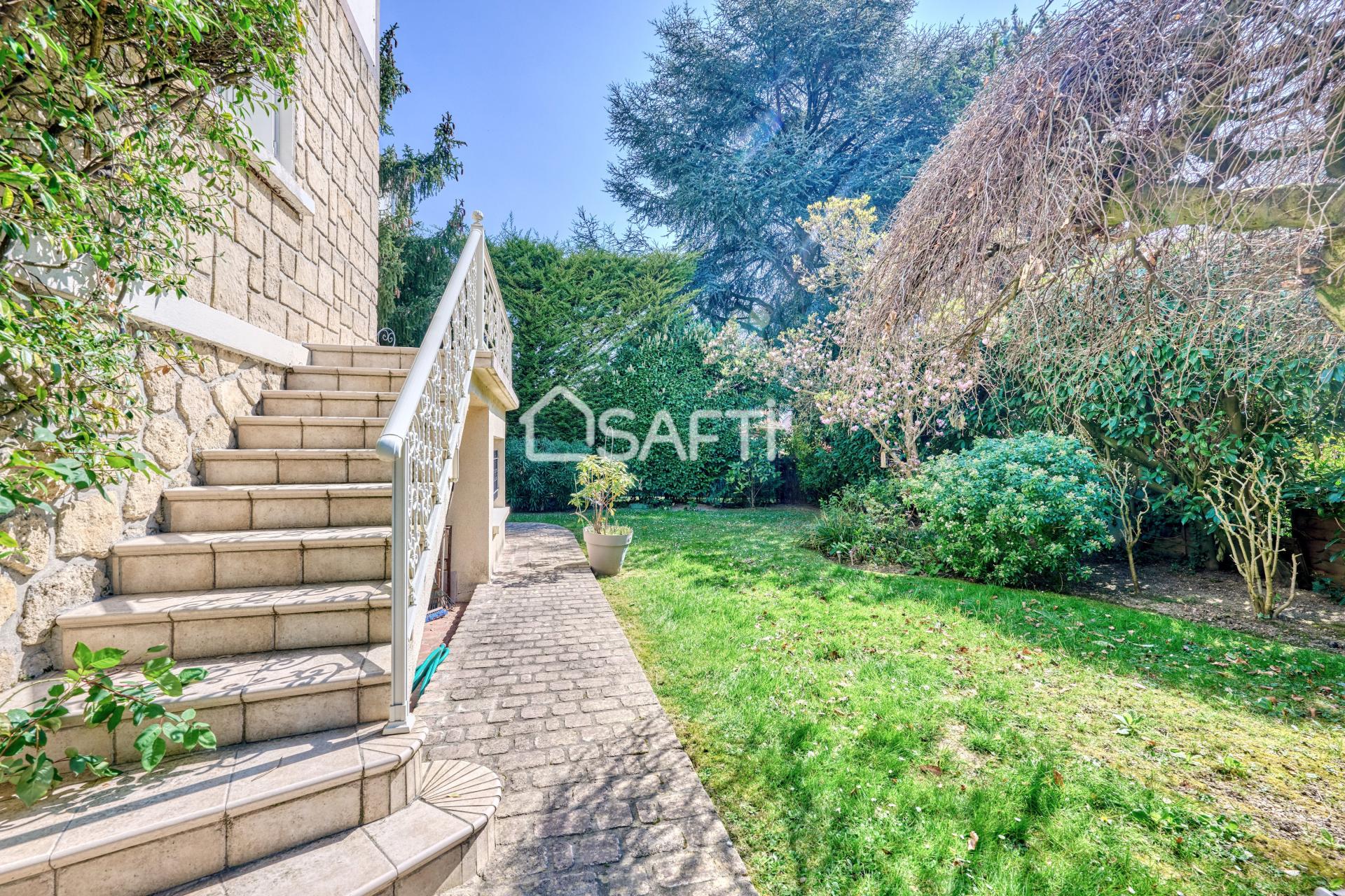 Photo 19 of the listing.