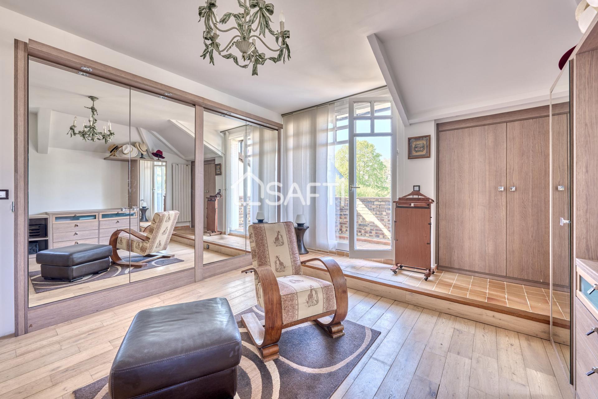 Photo 12 of the listing.