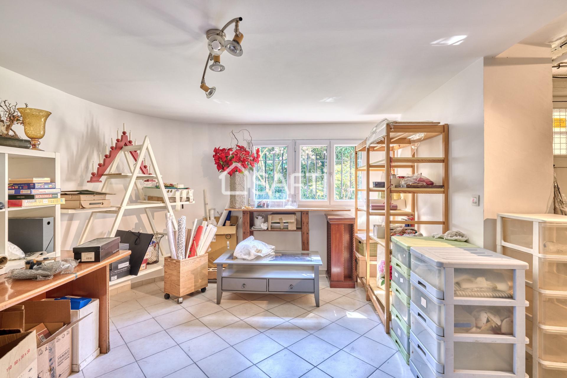 Photo 17 of the listing.