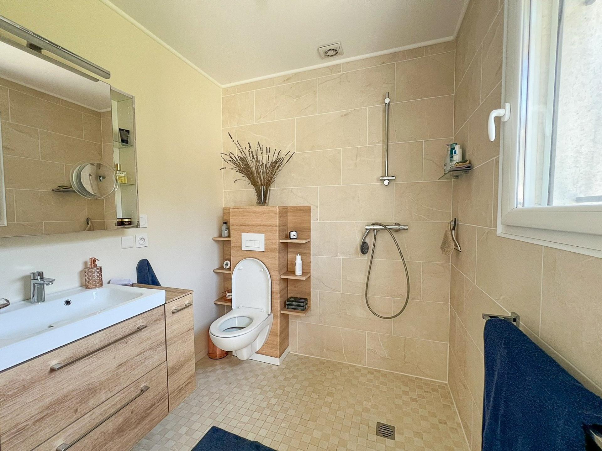 Photo 9 de l'annonce.