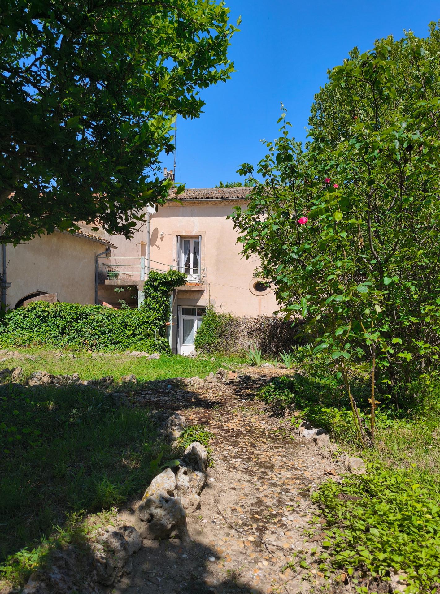 Photo 14 of the listing.