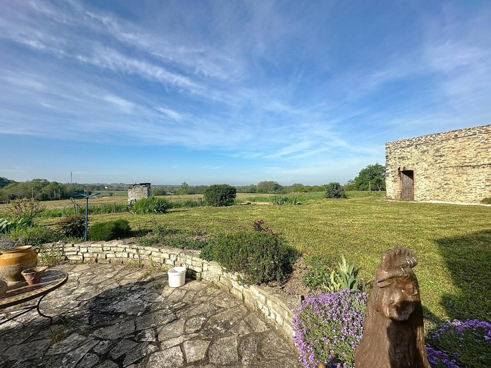 Photo 9 of the listing.