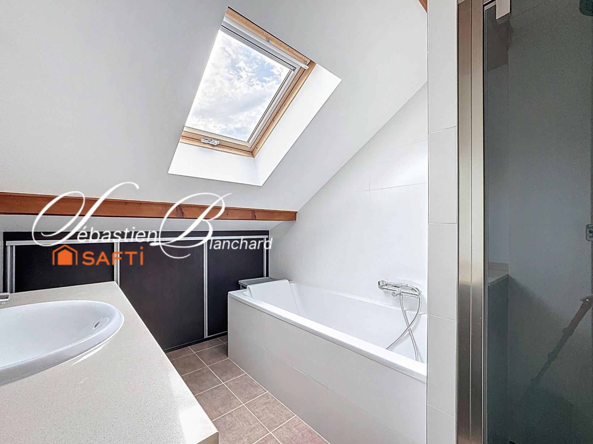 Photo 19 de l'annonce.