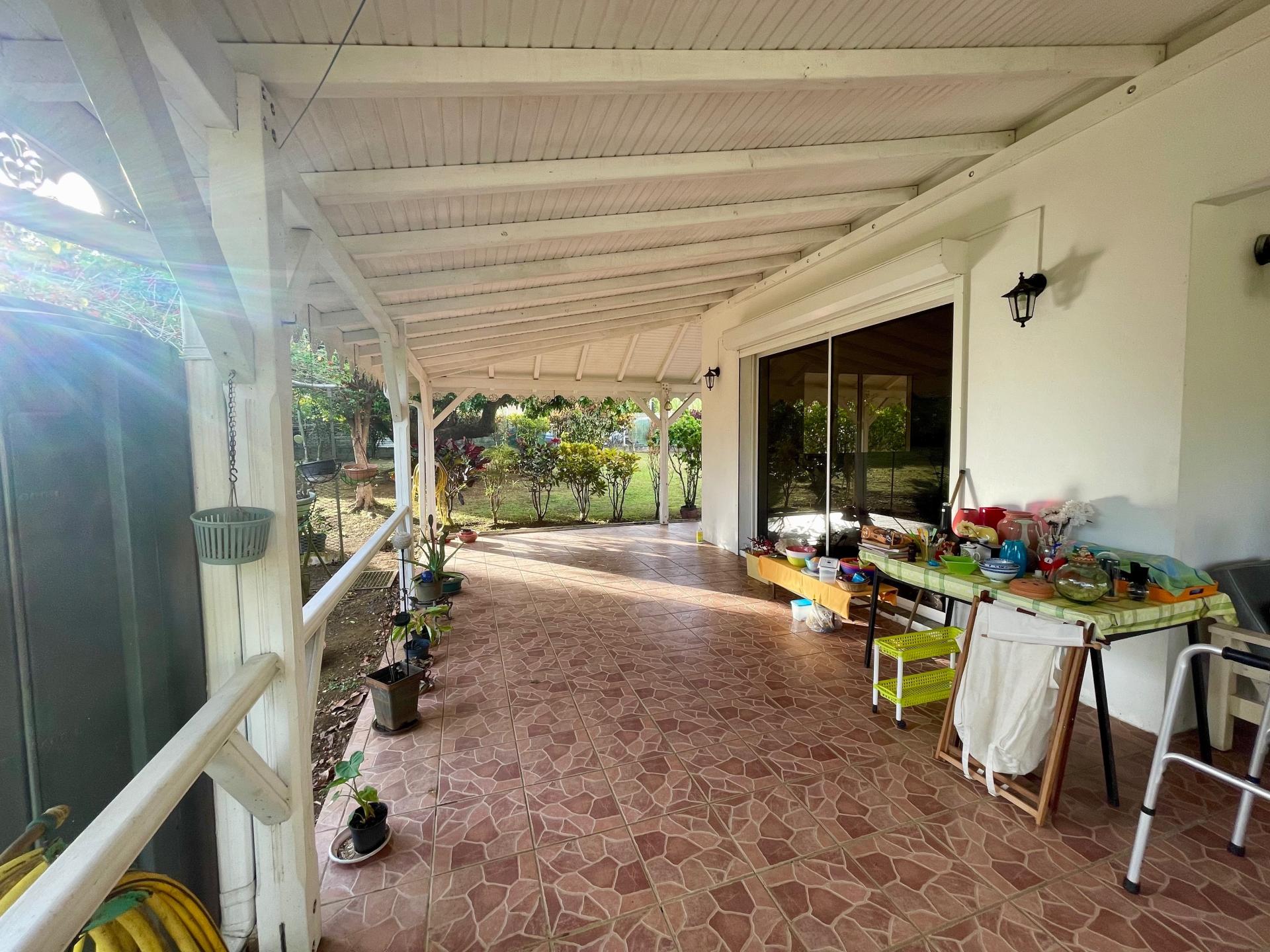 Photo 9 of the listing.