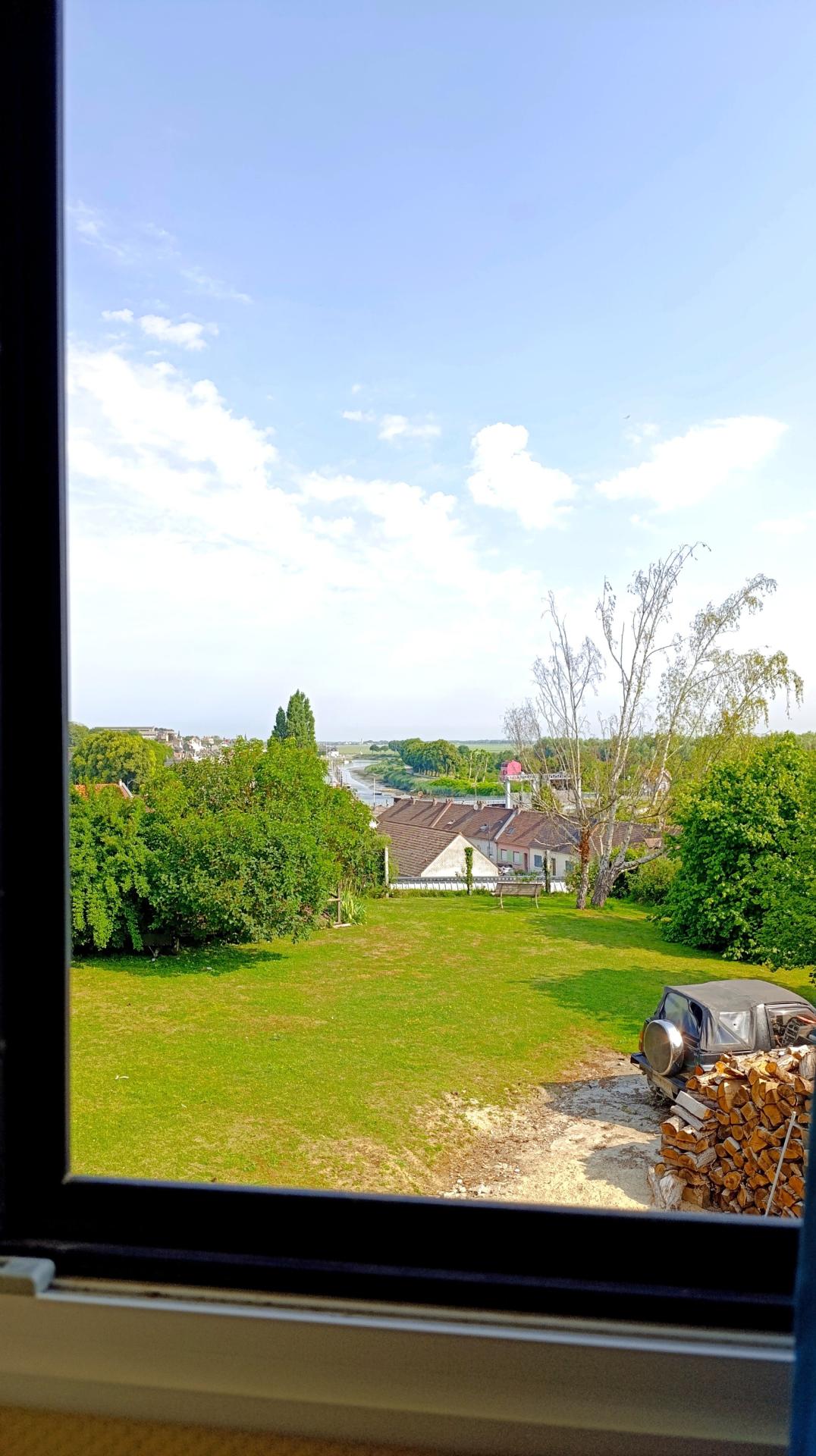 Photo 10 of the listing.