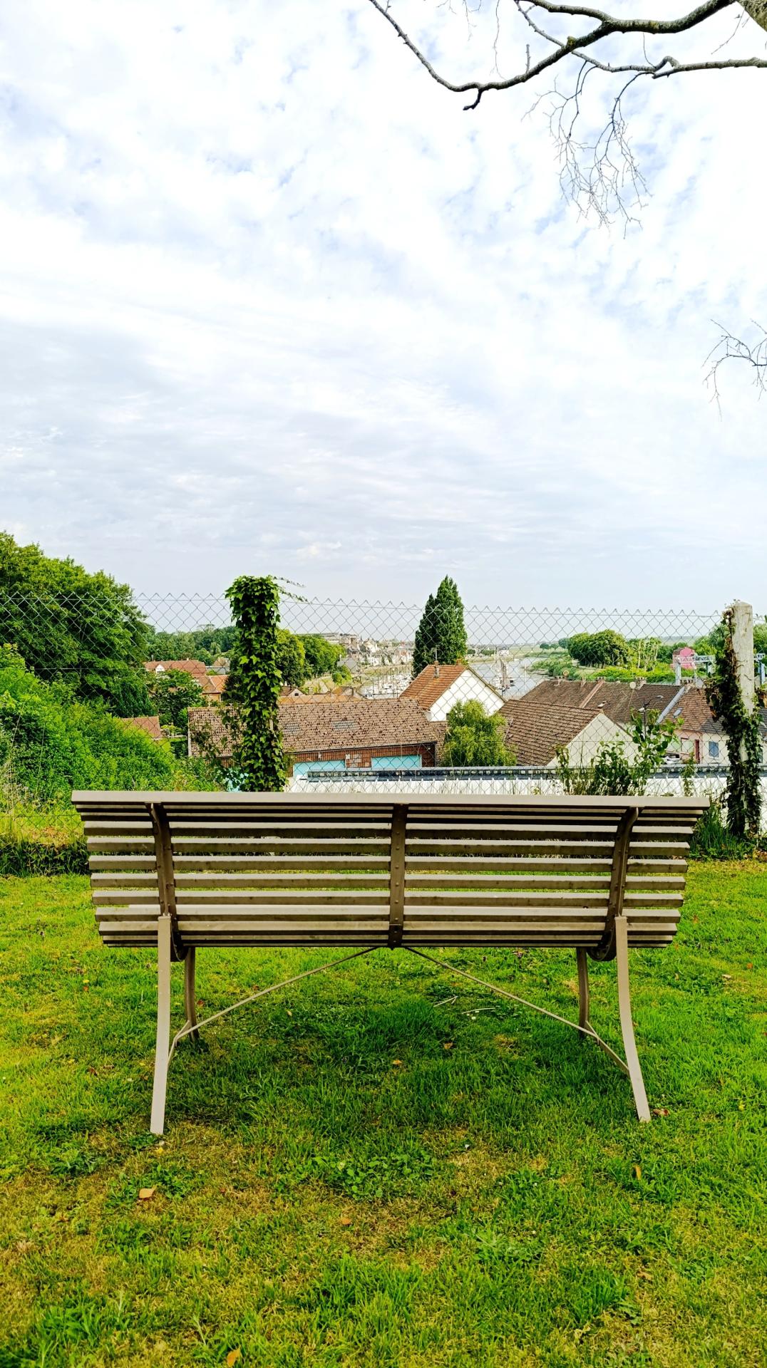 Photo 17 of the listing.