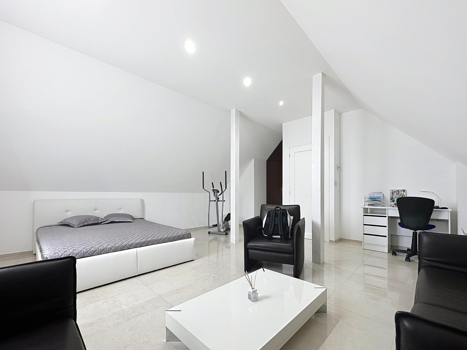 Photo 13 de l'annonce.